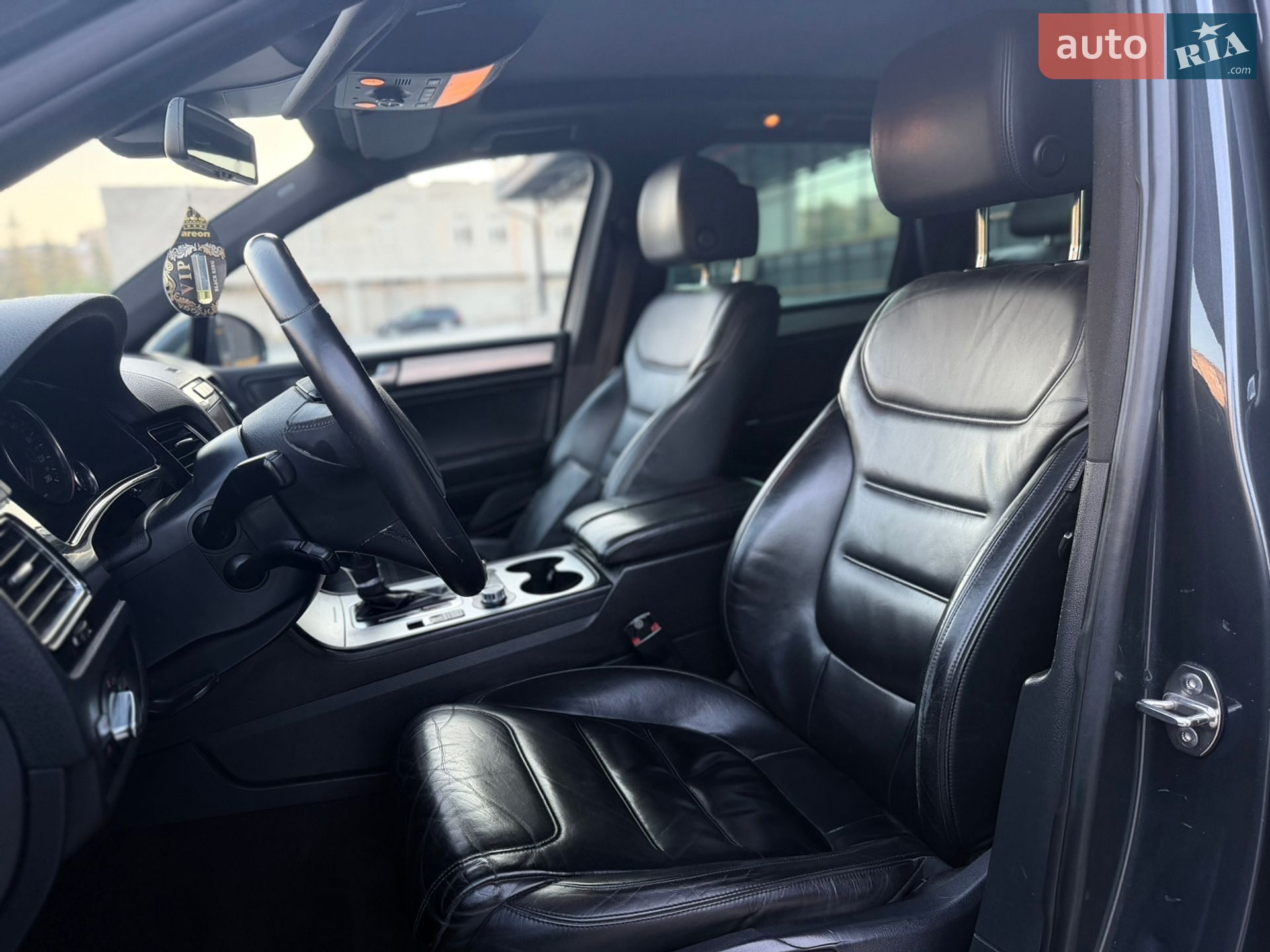 Volkswagen Touareg 2011 VIN WVGZZZ7PZBD044115 фото оголошення 32 з 39