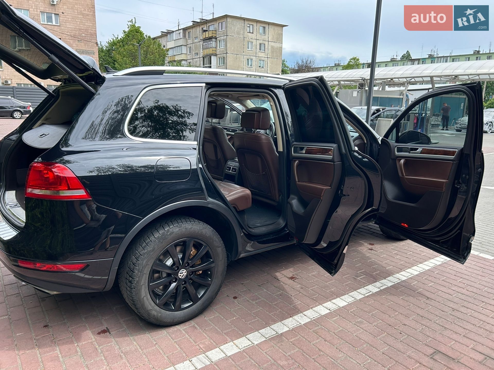 Volkswagen Touareg 2014 VIN WVGEF9BP4ED010576 фото оголошення 6 з 47