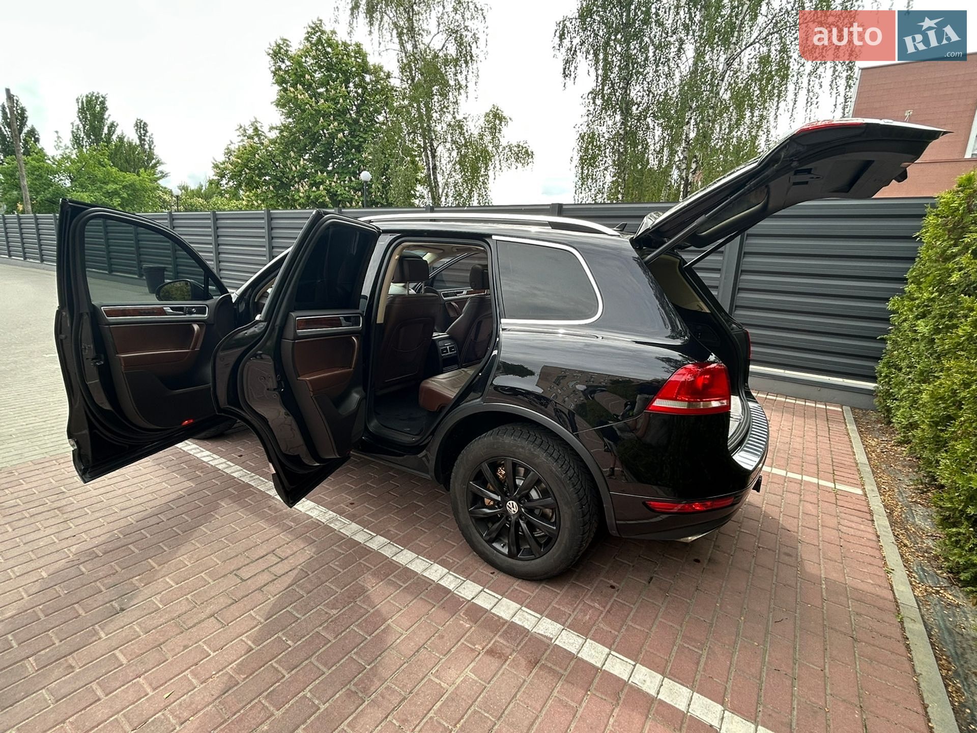 Volkswagen Touareg 2014 VIN WVGEF9BP4ED010576 фото оголошення 8 з 47