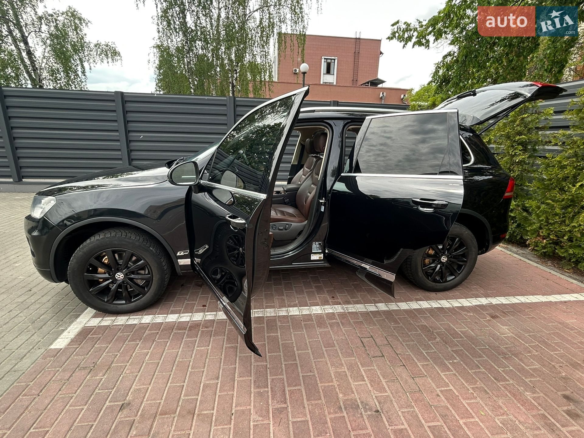 Volkswagen Touareg 2014 VIN WVGEF9BP4ED010576 фото оголошення 9 з 47