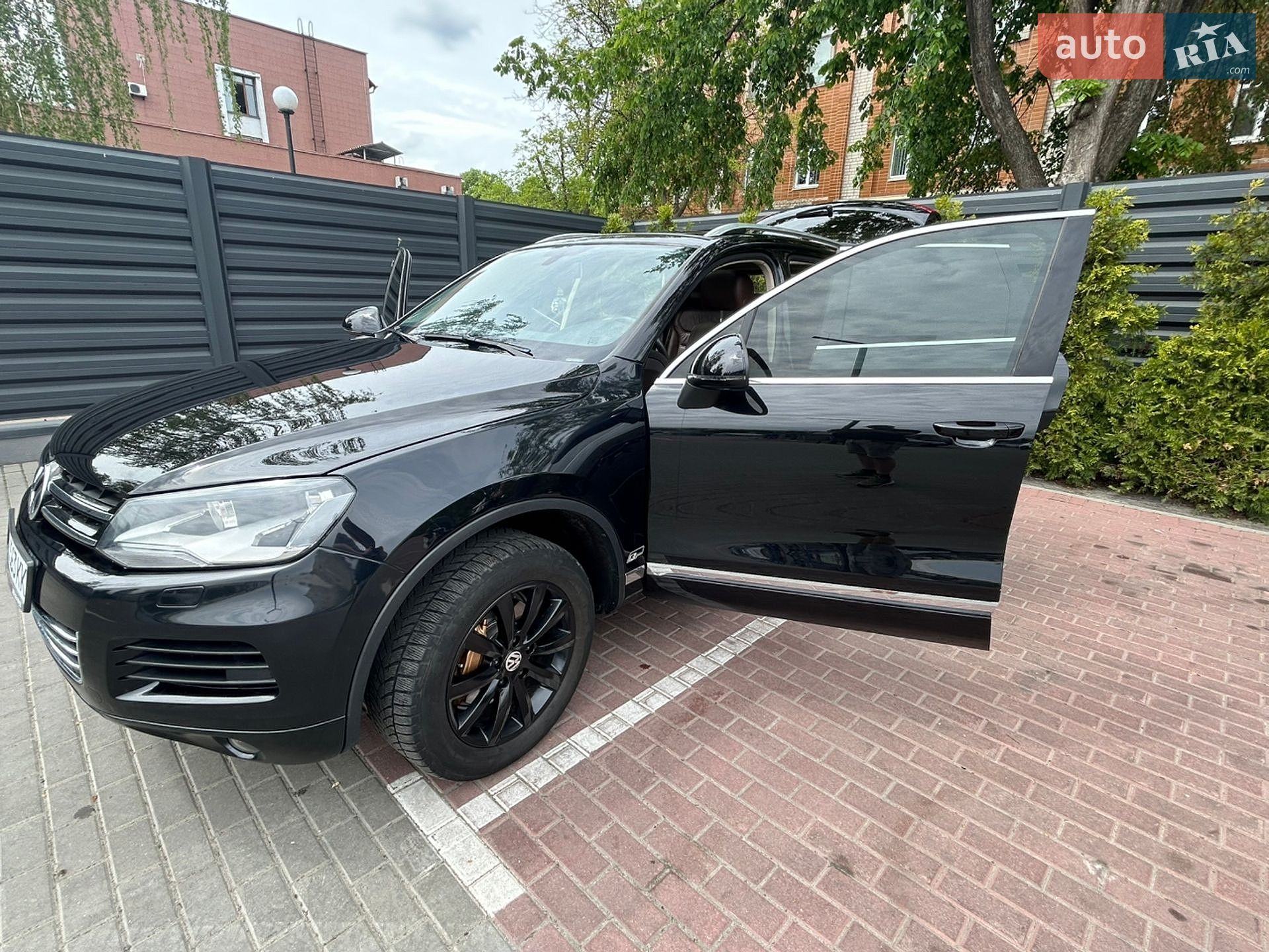 Volkswagen Touareg 2014 VIN WVGEF9BP4ED010576 фото оголошення 10 з 47