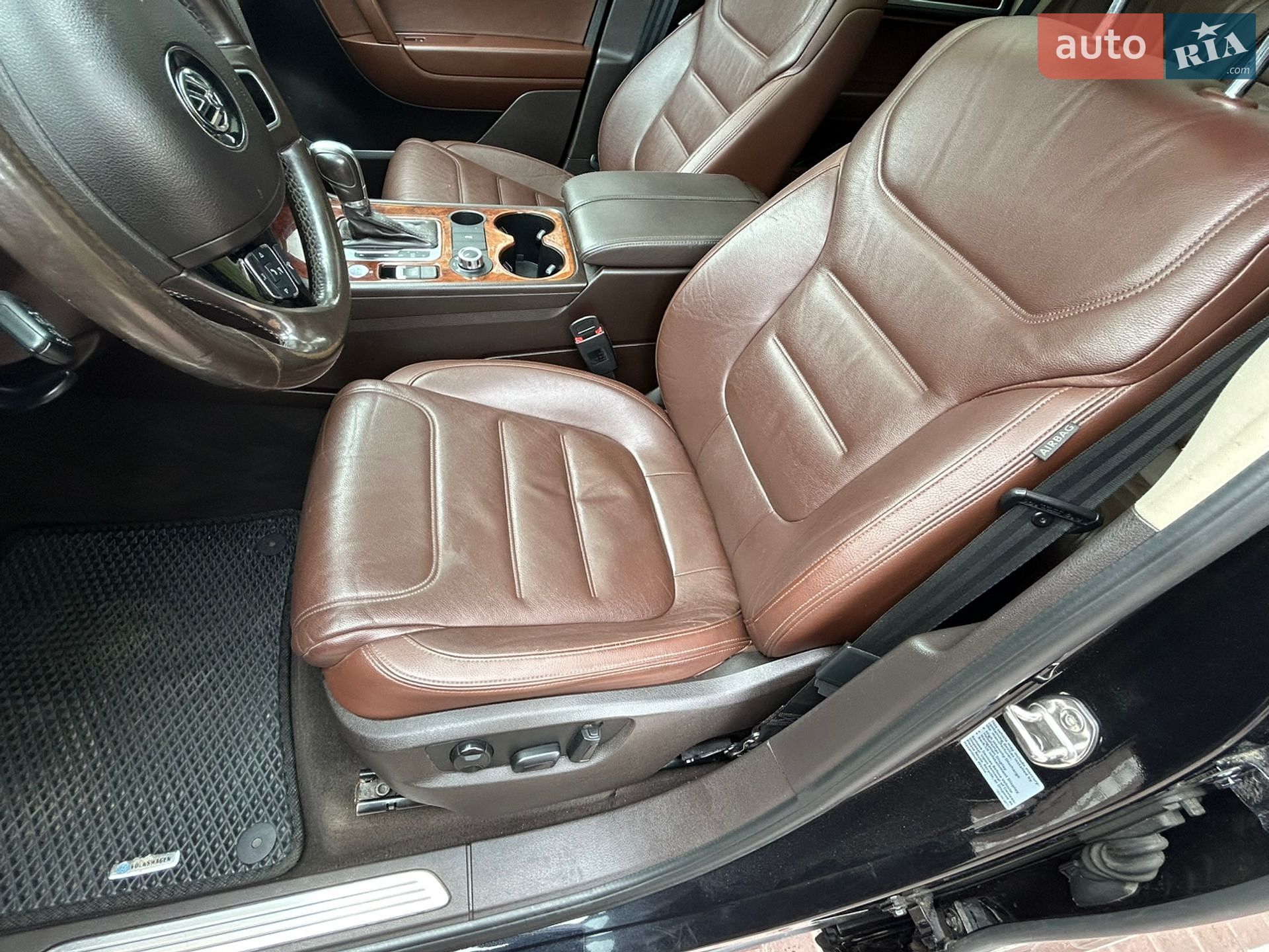 Volkswagen Touareg 2014 VIN WVGEF9BP4ED010576 фото оголошення 31 з 47