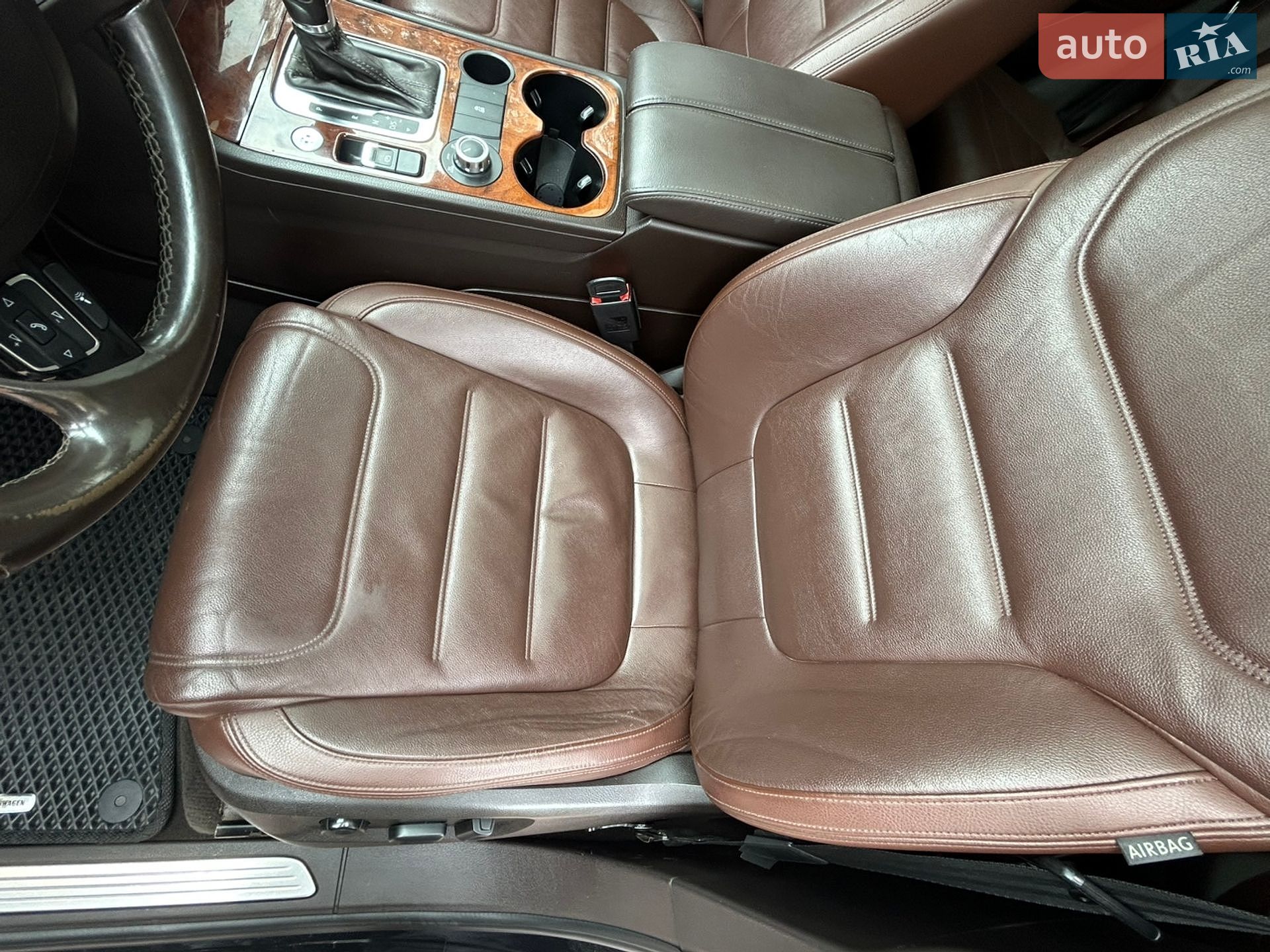 Volkswagen Touareg 2014 VIN WVGEF9BP4ED010576 фото оголошення 32 з 47