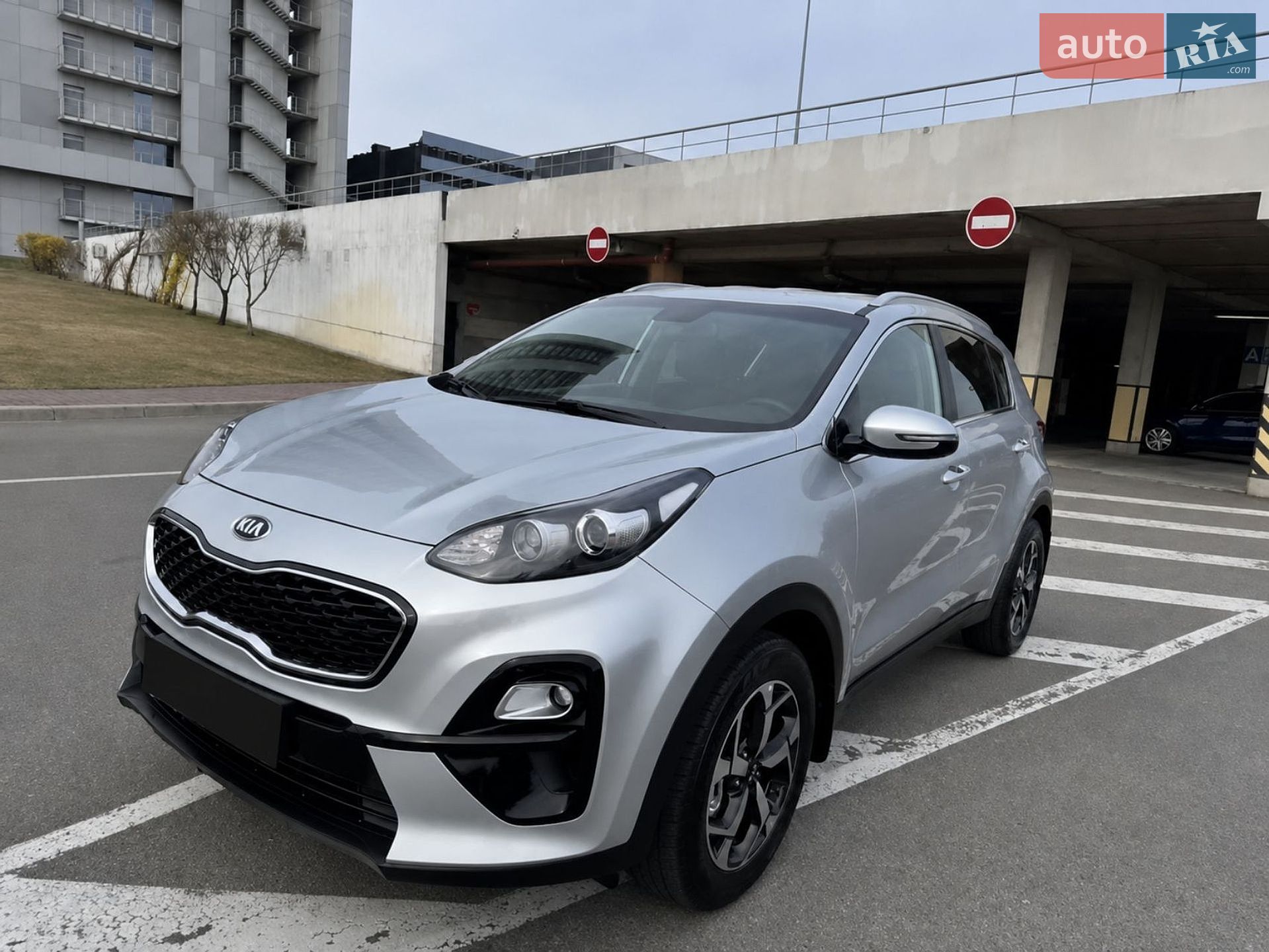 Kia Sportage 2020 VIN U5YPG812GLL878387 фото оголошення 2 з 37