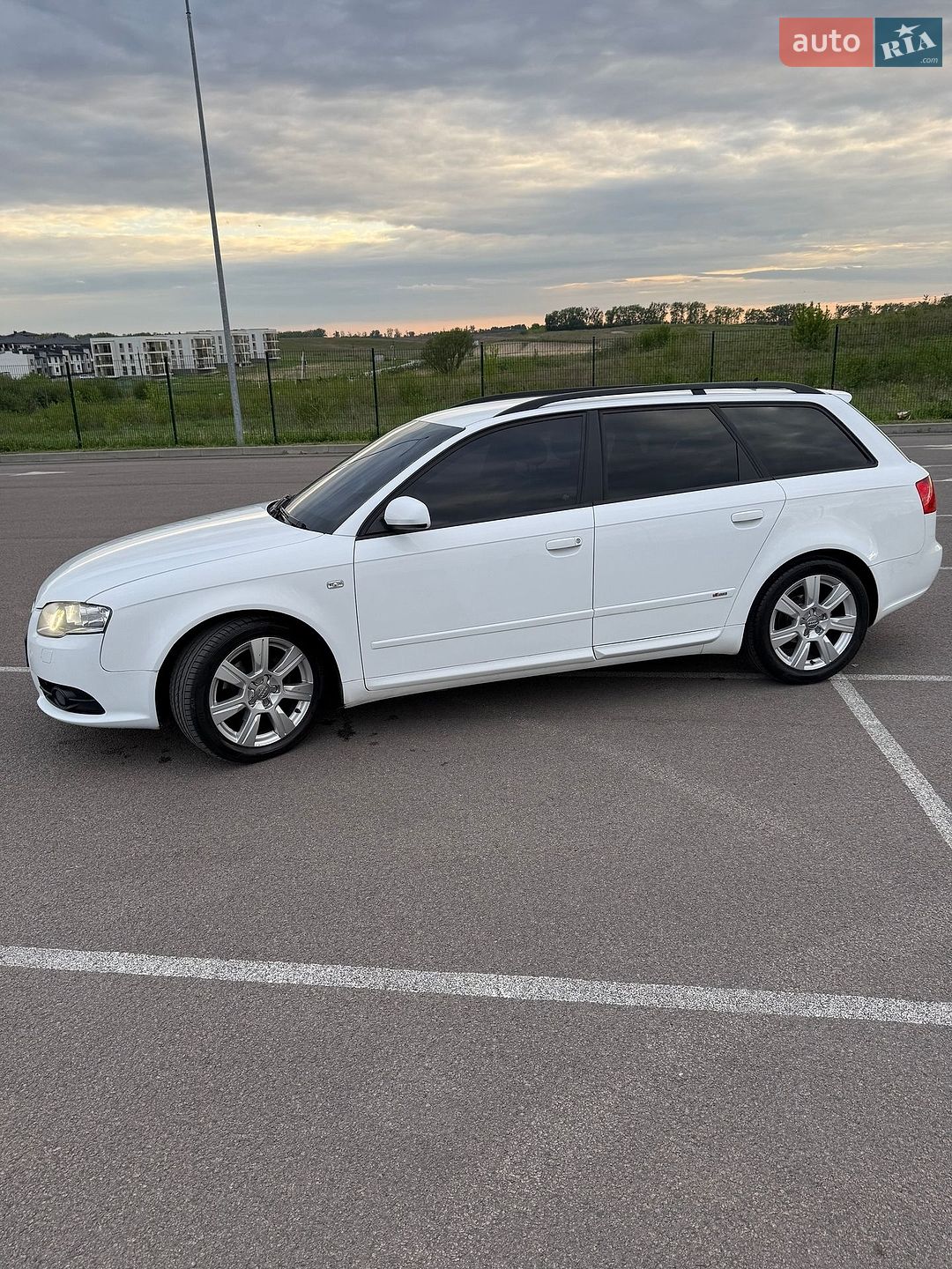Audi A4 2008 VIN WAUZZZ8E68A142812 фото оголошення 8 з 32