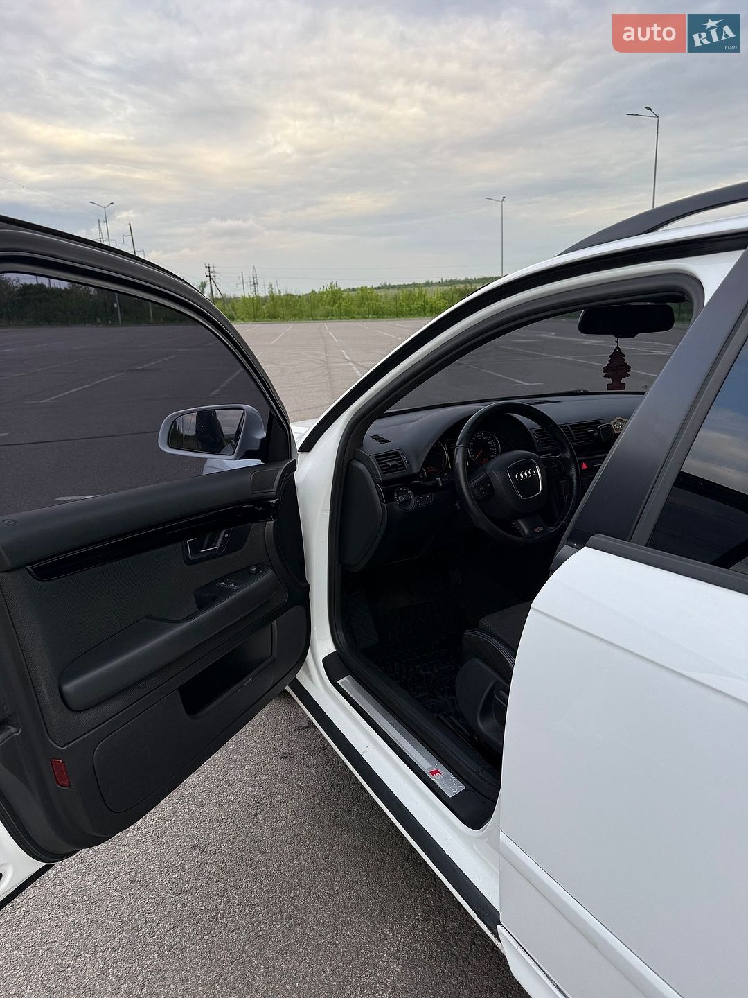Audi A4 2008 VIN WAUZZZ8E68A142812 фото оголошення 24 з 32