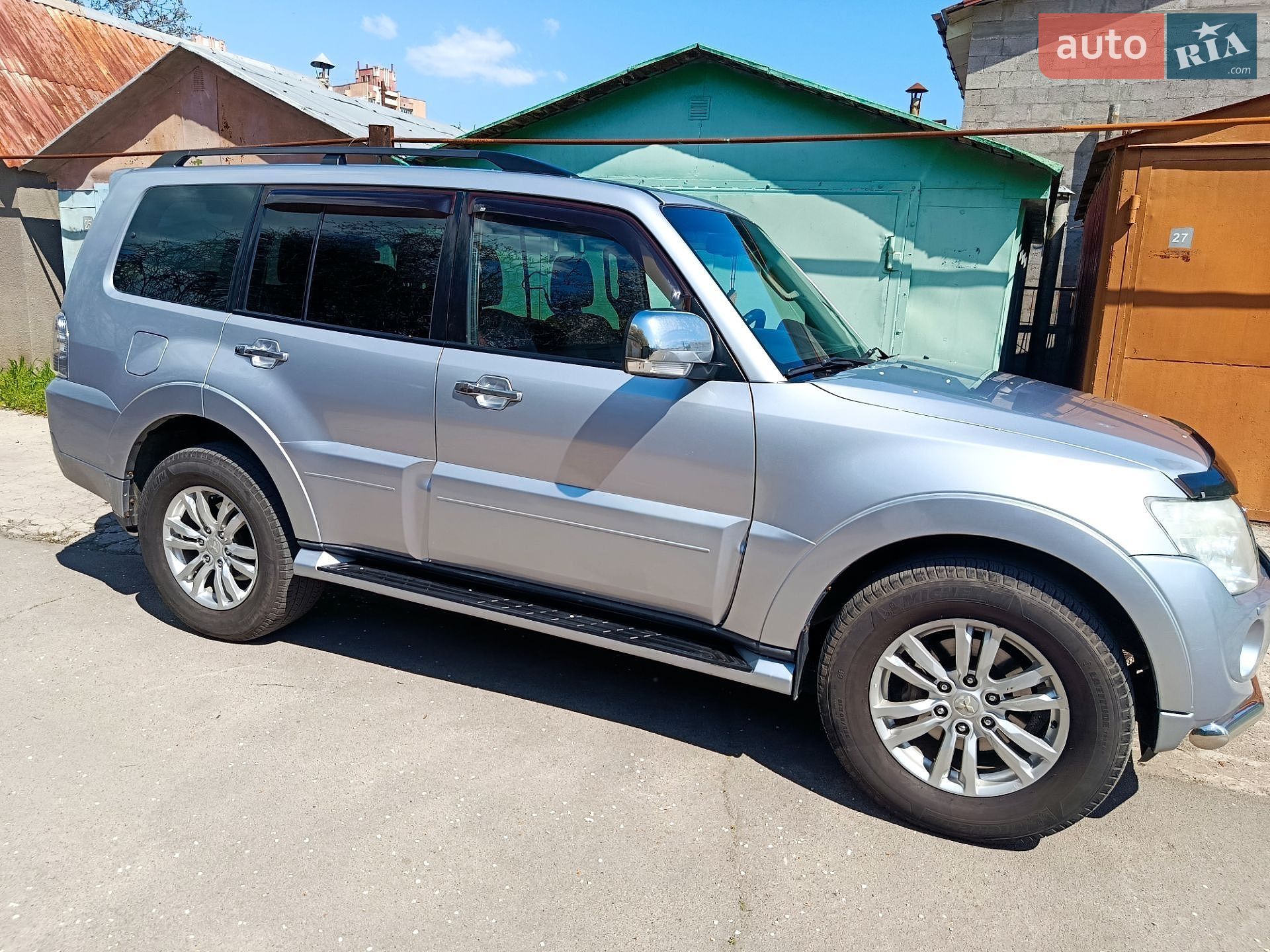 Mitsubishi Pajero Wagon 2012 VIN JMBLYV98WCJ001982 фото оголошення 2 з 20