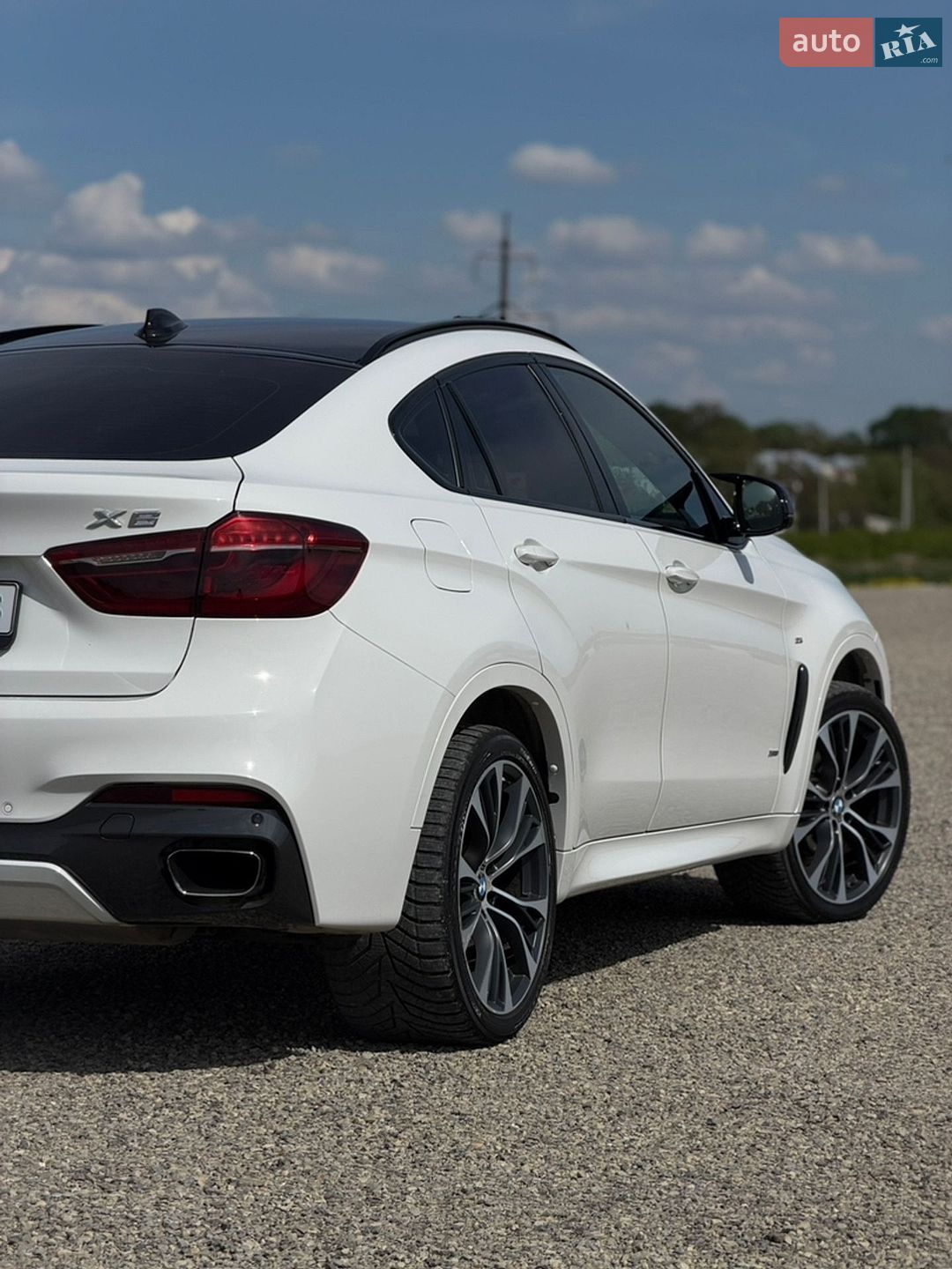 BMW X6 2017 VIN WBAKU210400V52413 фото оголошення 9 з 16