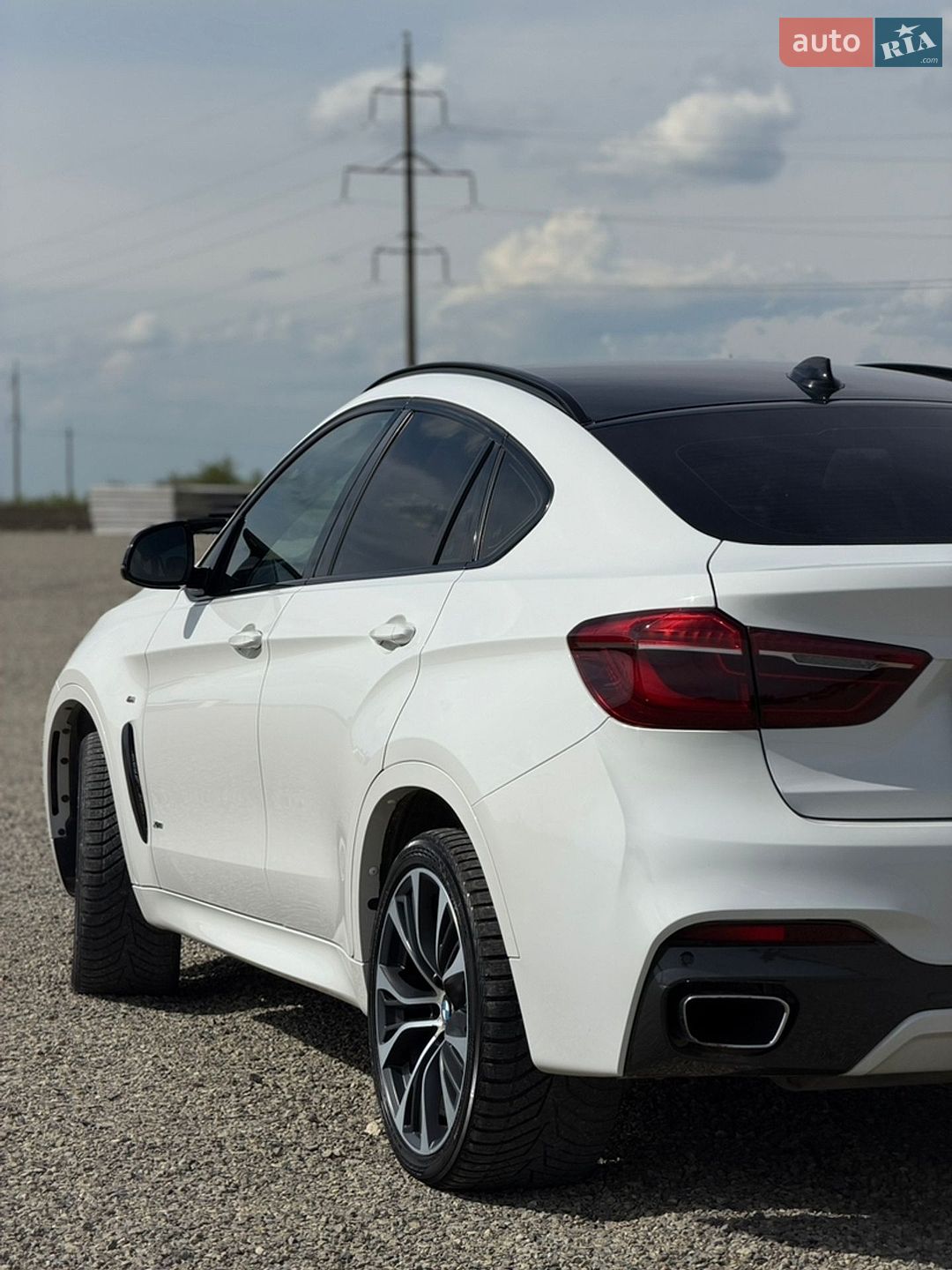 BMW X6 2017 VIN WBAKU210400V52413 фото оголошення 10 з 16