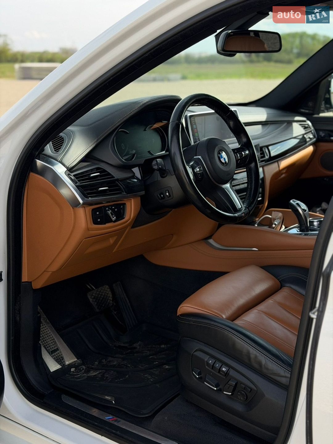 BMW X6 2017 VIN WBAKU210400V52413 фото оголошення 14 з 16