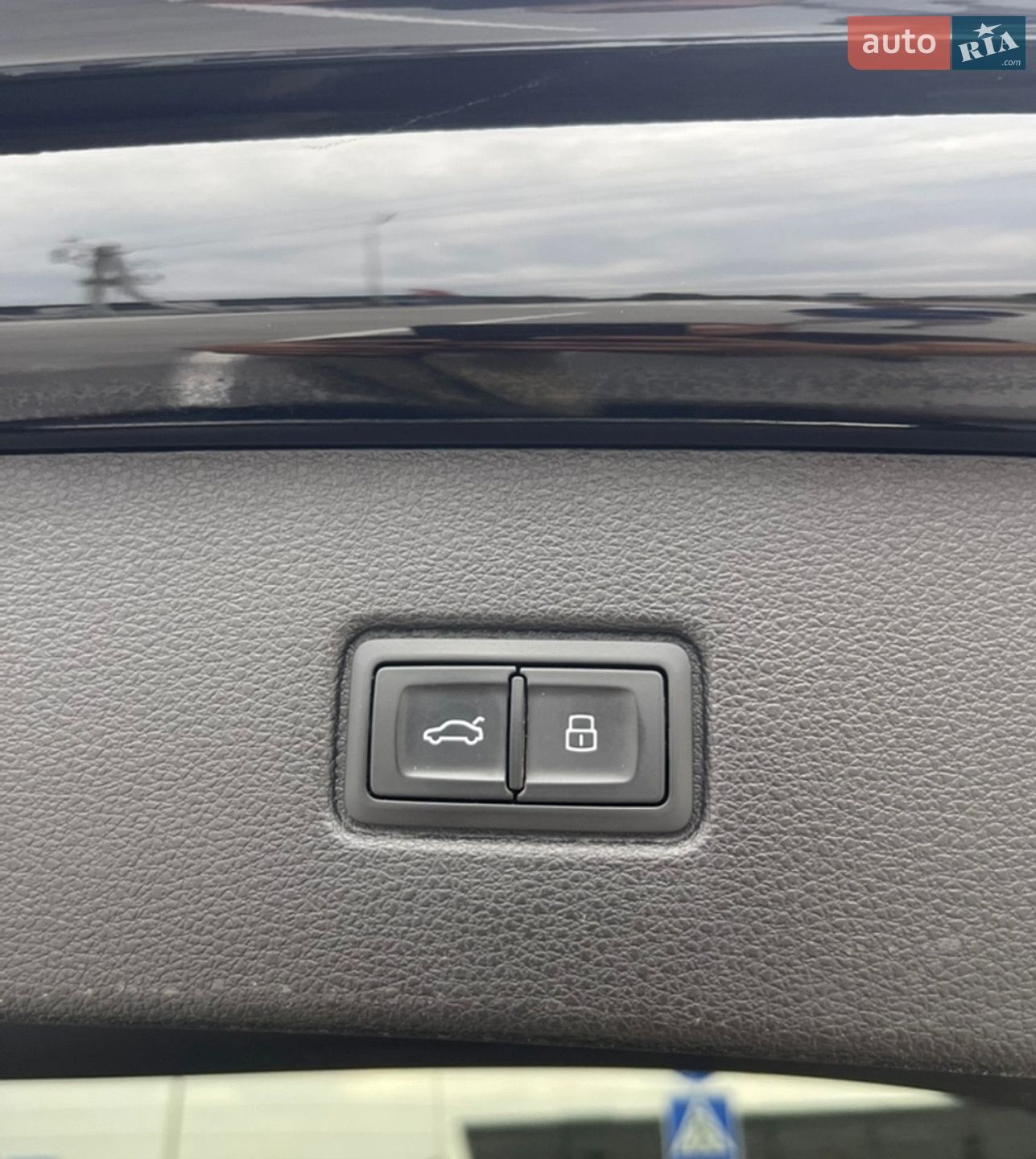 Audi Q7 2017 VIN WA1VABF75HD051706 фото оголошення 23 з 28