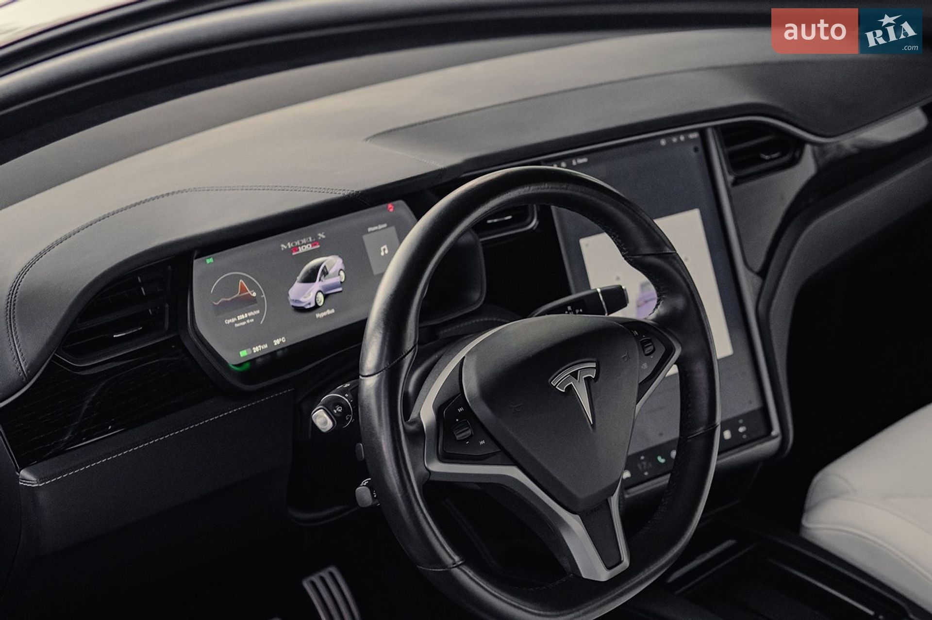 Tesla Model X 2018 VIN 5YJXCDE47JF128439 фото оголошення 11 з 19
