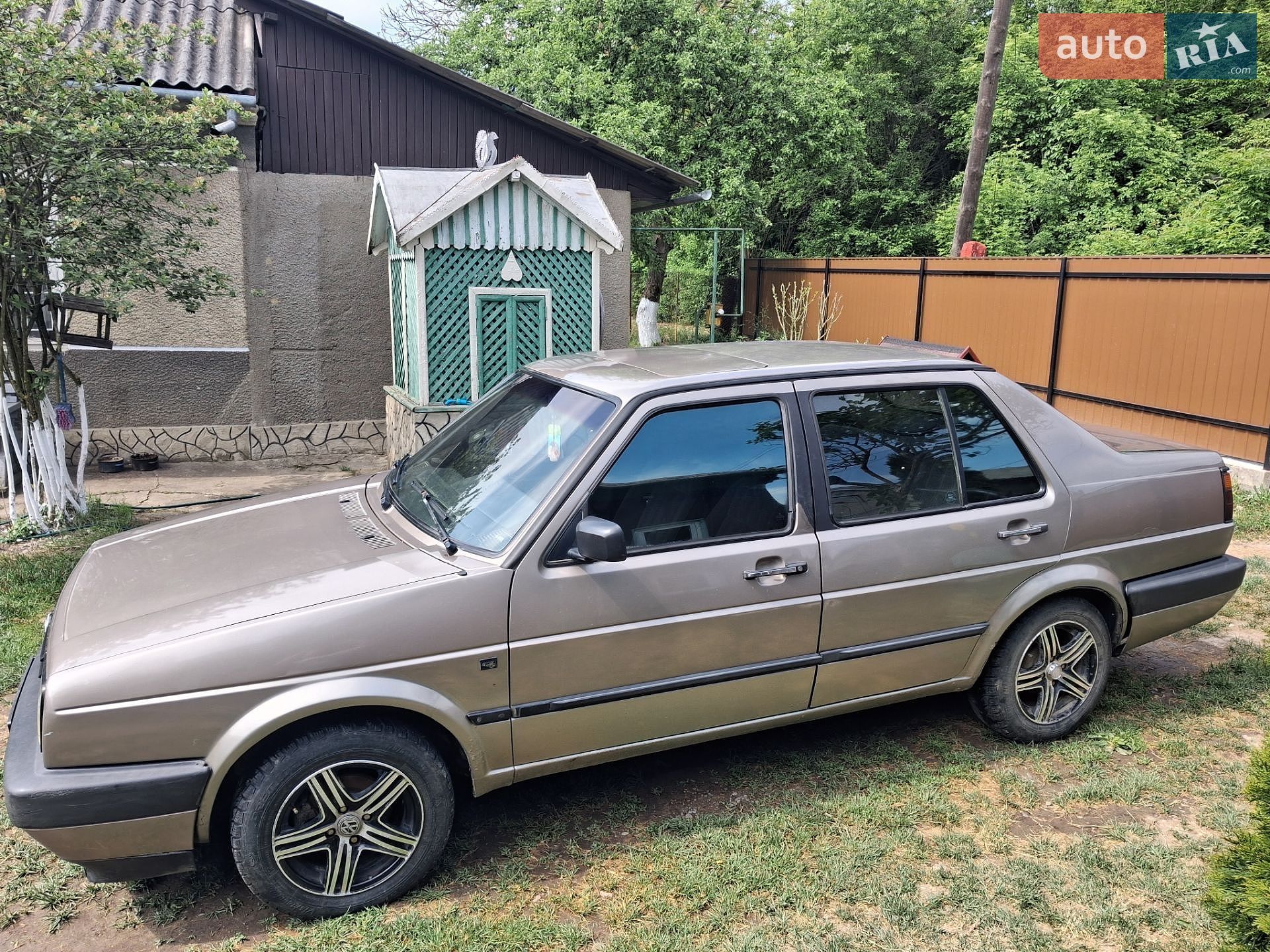 Volkswagen Jetta 1990 VIN WVWZZZ1GZLW558669 фото оголошення 21 з 38