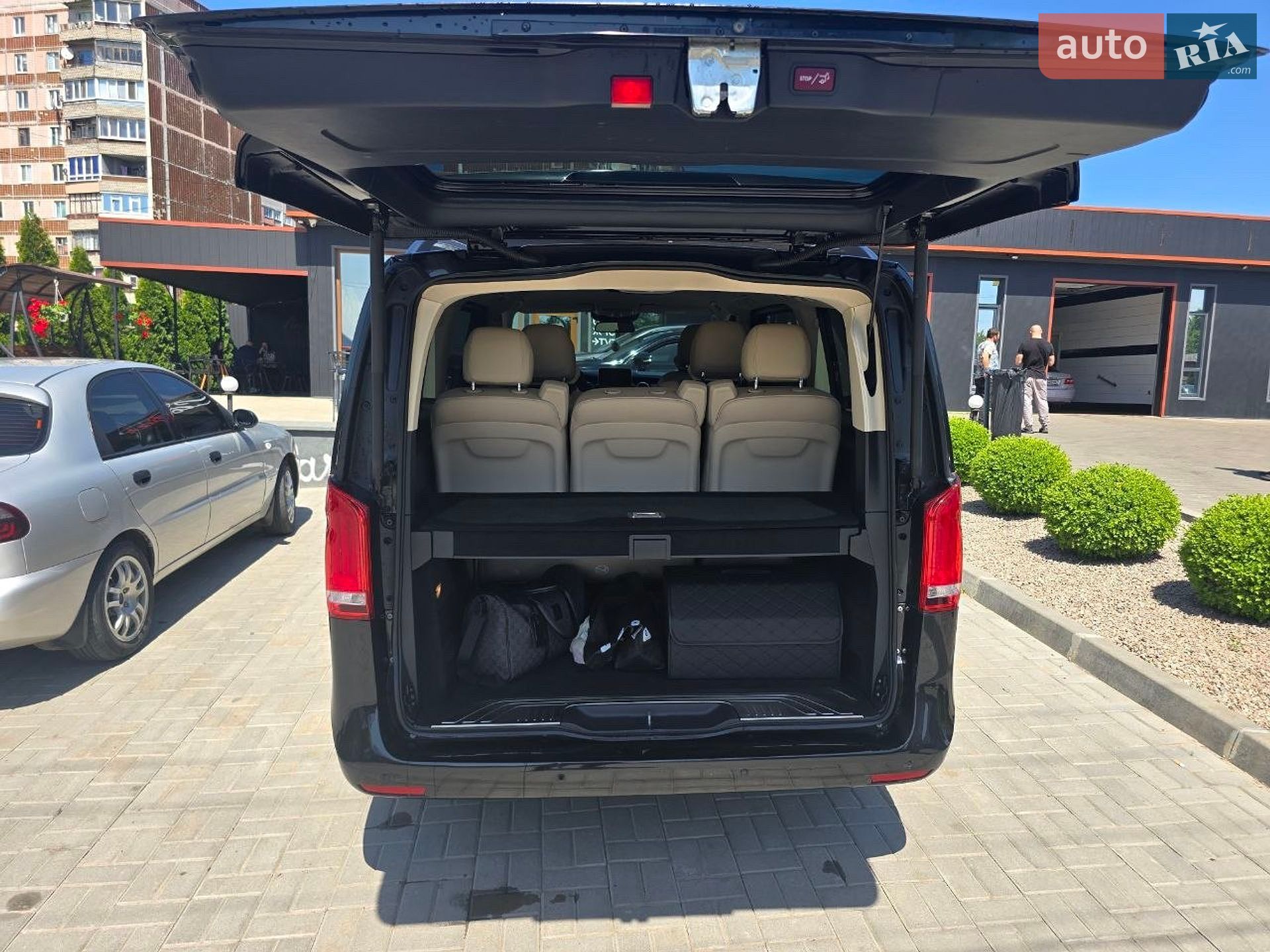 Mercedes-Benz V-Class 2018 VIN WDF44781313442141 фото оголошення 6 з 17