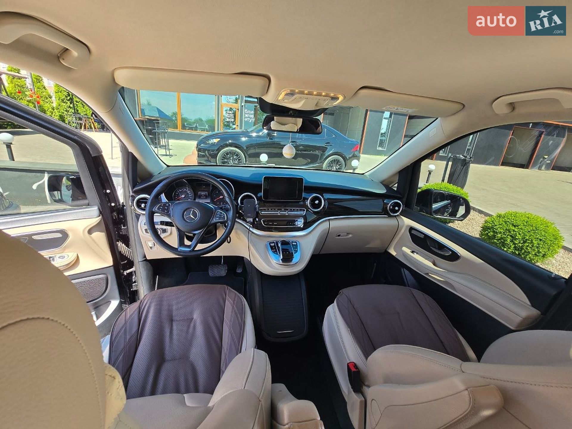 Mercedes-Benz V-Class 2018 VIN WDF44781313442141 фото оголошення 11 з 17