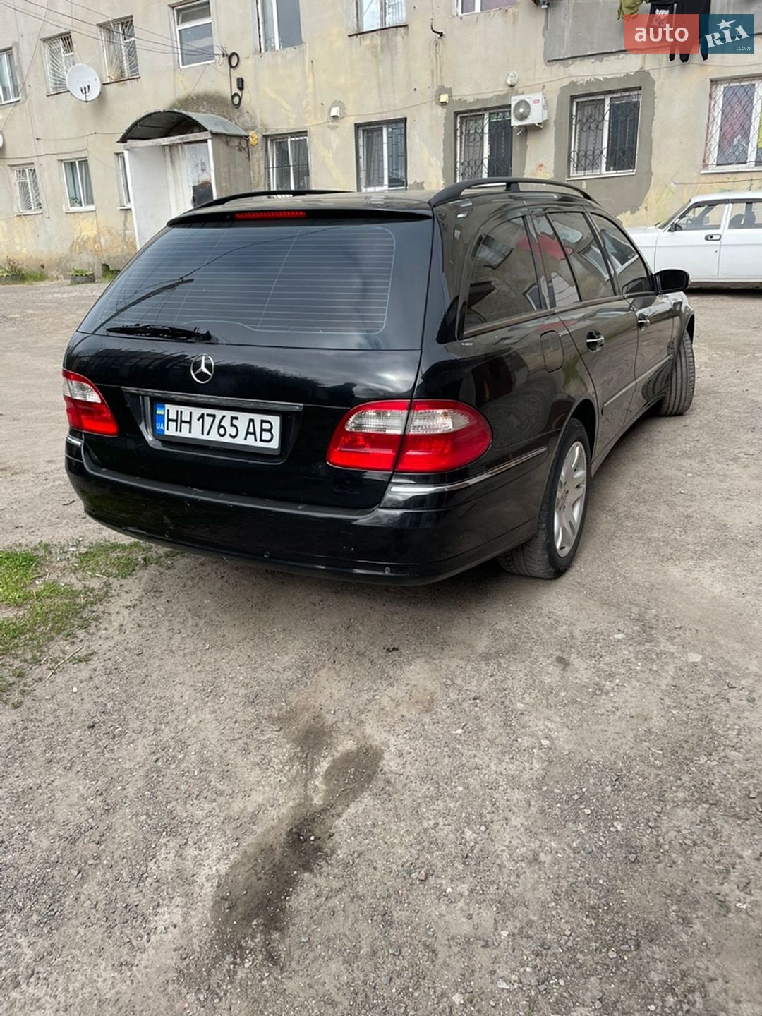 Mercedes-Benz E-Class 2005 VIN WDB2112201A894128 фото оголошення 2 з 9