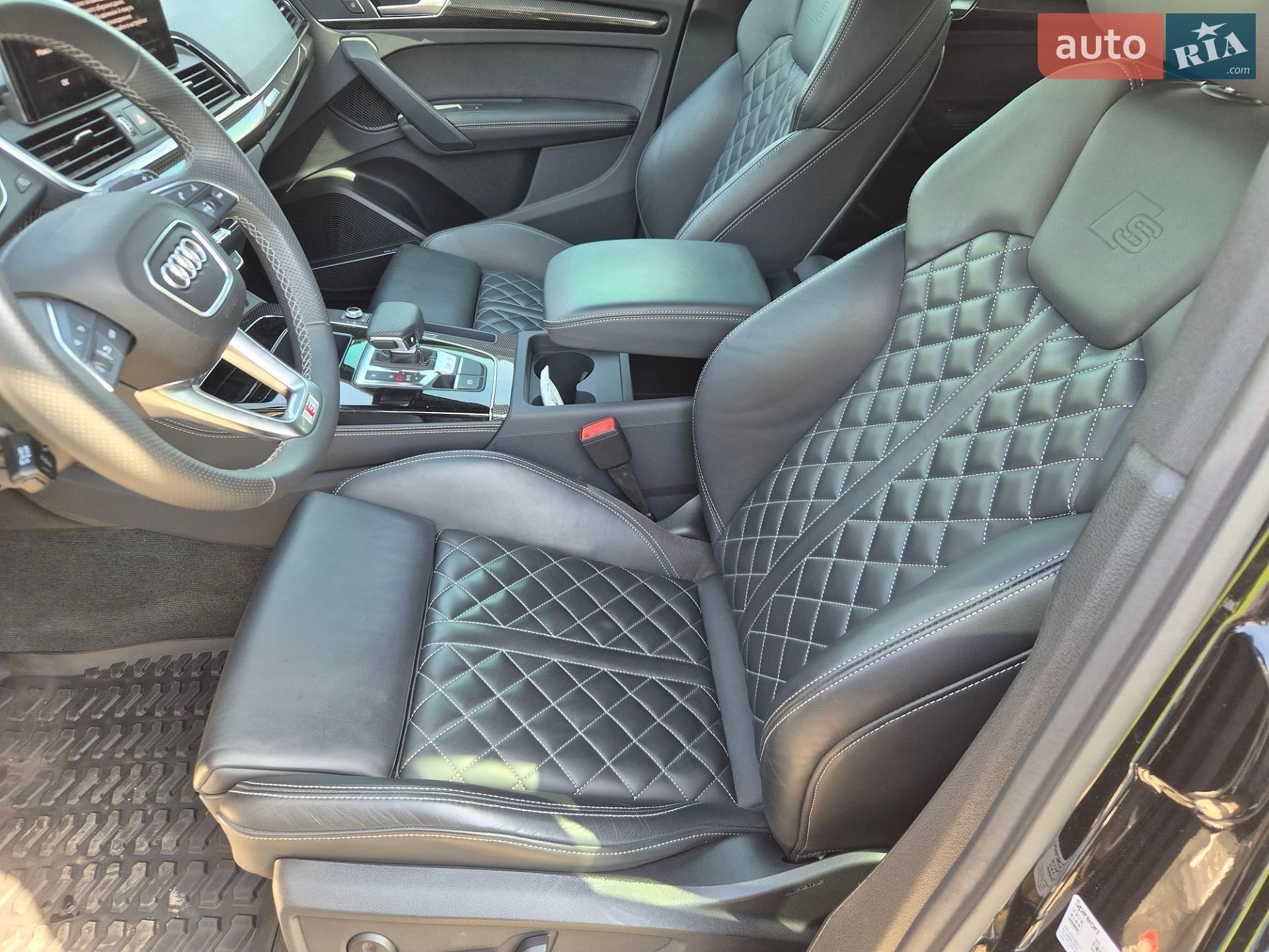 Audi SQ5 2024 VIN WA1B4AFY9R2102702 фото оголошення 9 з 30