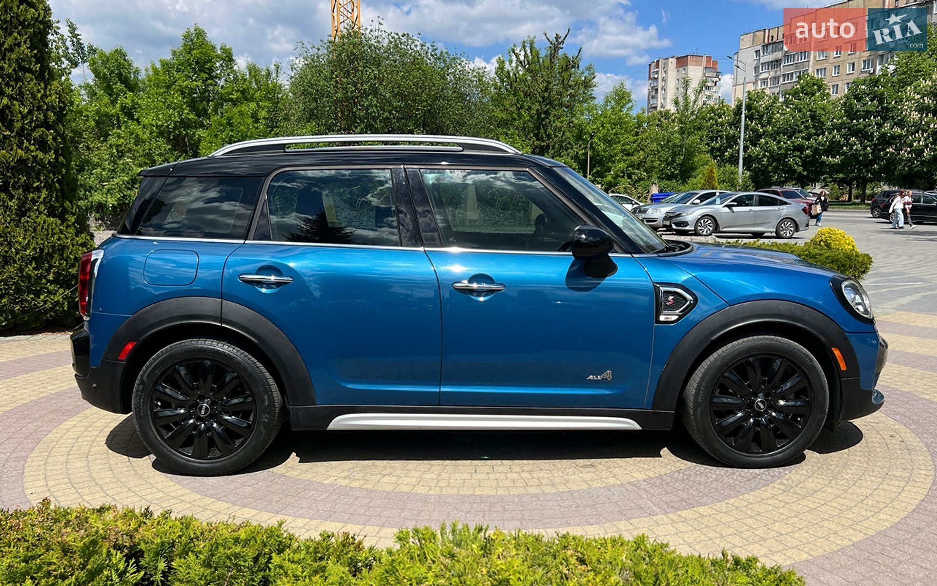 MINI Countryman 2018 VIN WMZYT5C32J3E61796 фото оголошення 8 з 27