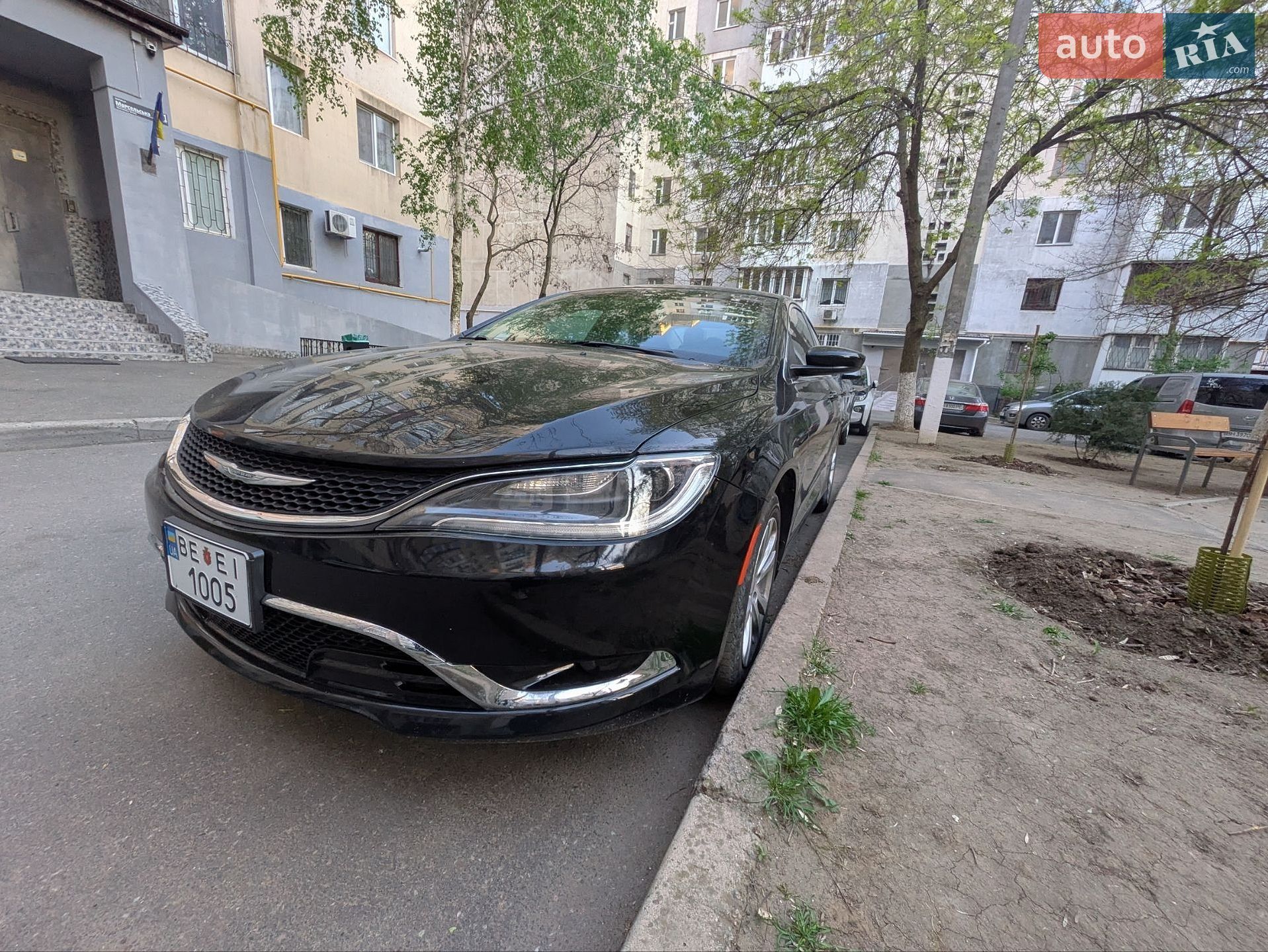 Chrysler 200 2016 VIN 1C3CCCAB1HN506798 фото оголошення 3 з 12