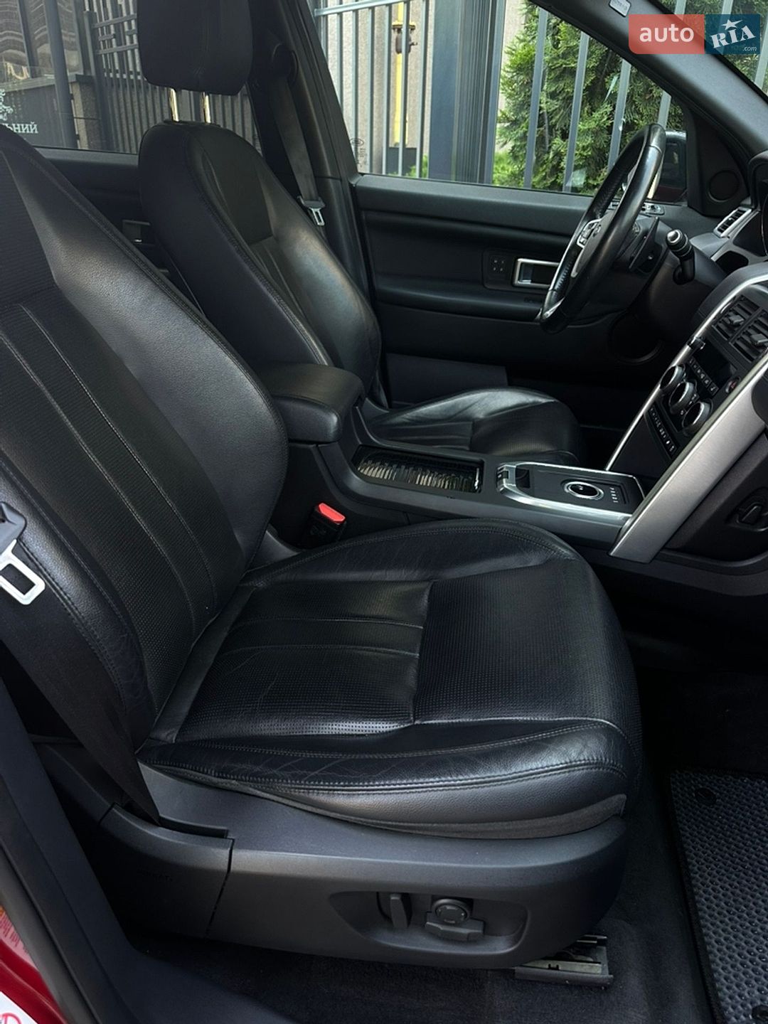 Land Rover Discovery Sport 2016 VIN SALCR2BG3GH624095 фото оголошення 20 з 31
