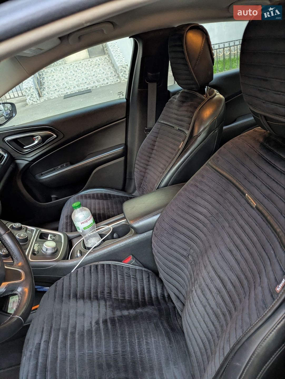 Chrysler 200 2016 VIN 1C3CCCAB1HN506798 фото оголошення 5 з 12