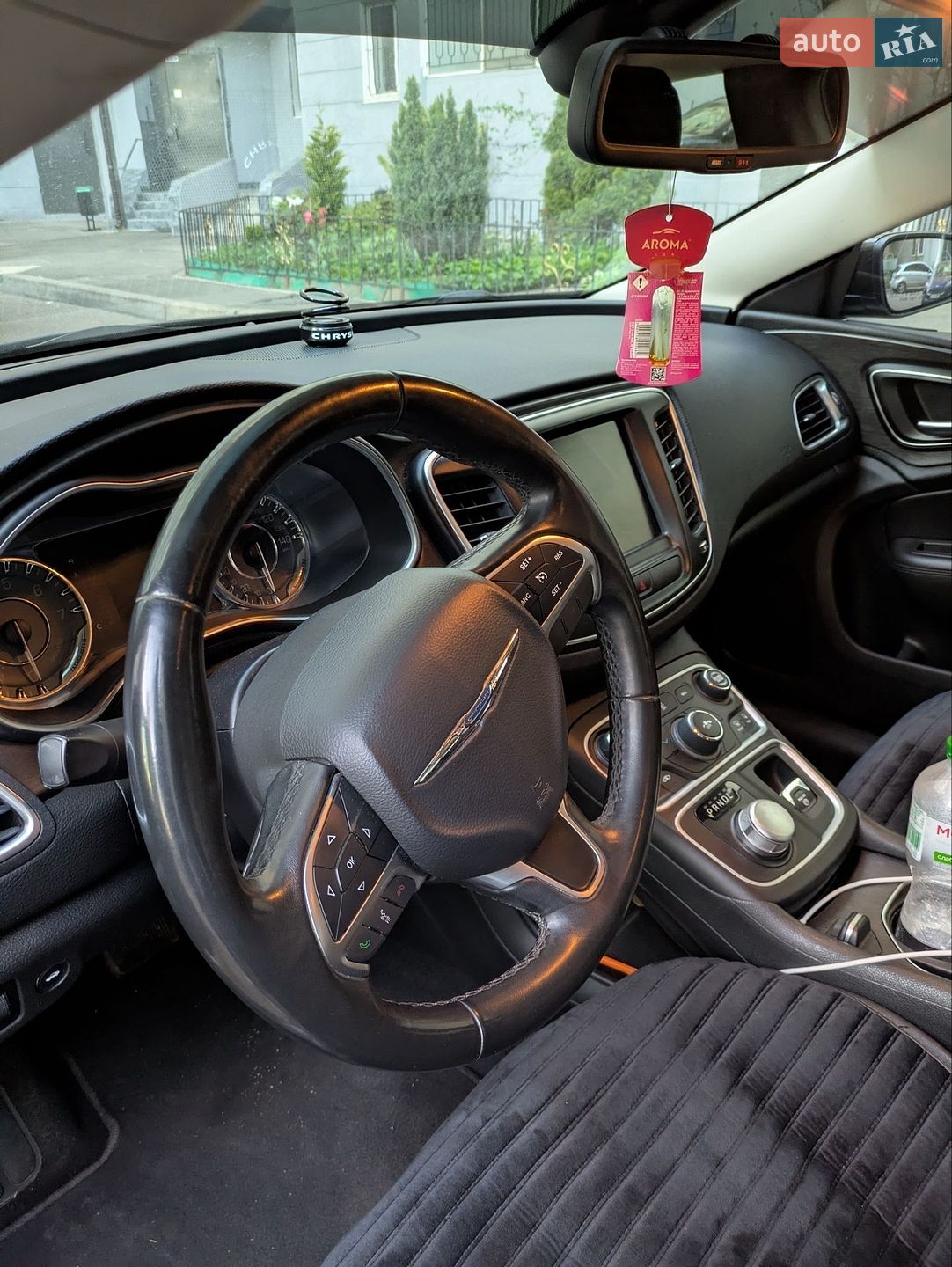 Chrysler 200 2016 VIN 1C3CCCAB1HN506798 фото оголошення 4 з 12