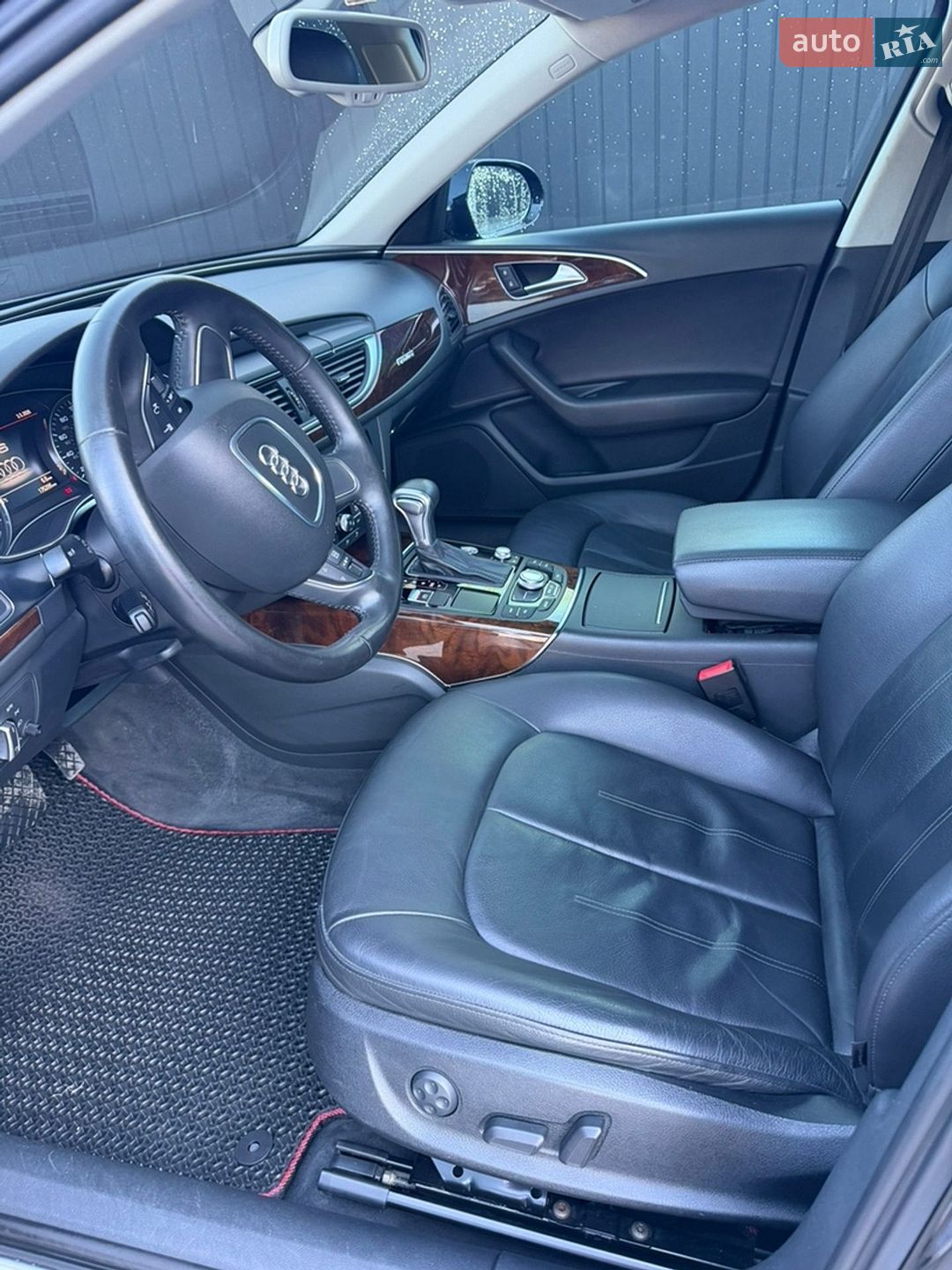 Audi A6 2012 VIN WAUGFAFC1DN055728 фото оголошення 12 з 21