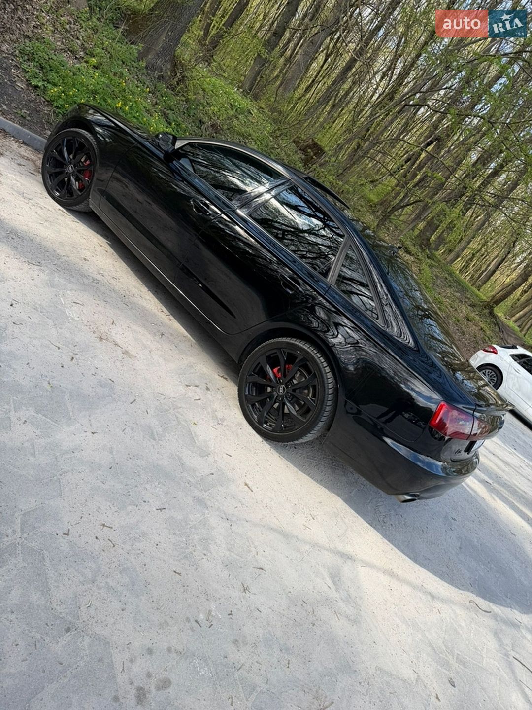 Audi A6 2012 VIN WAUGFAFC1DN055728 фото оголошення 18 з 21