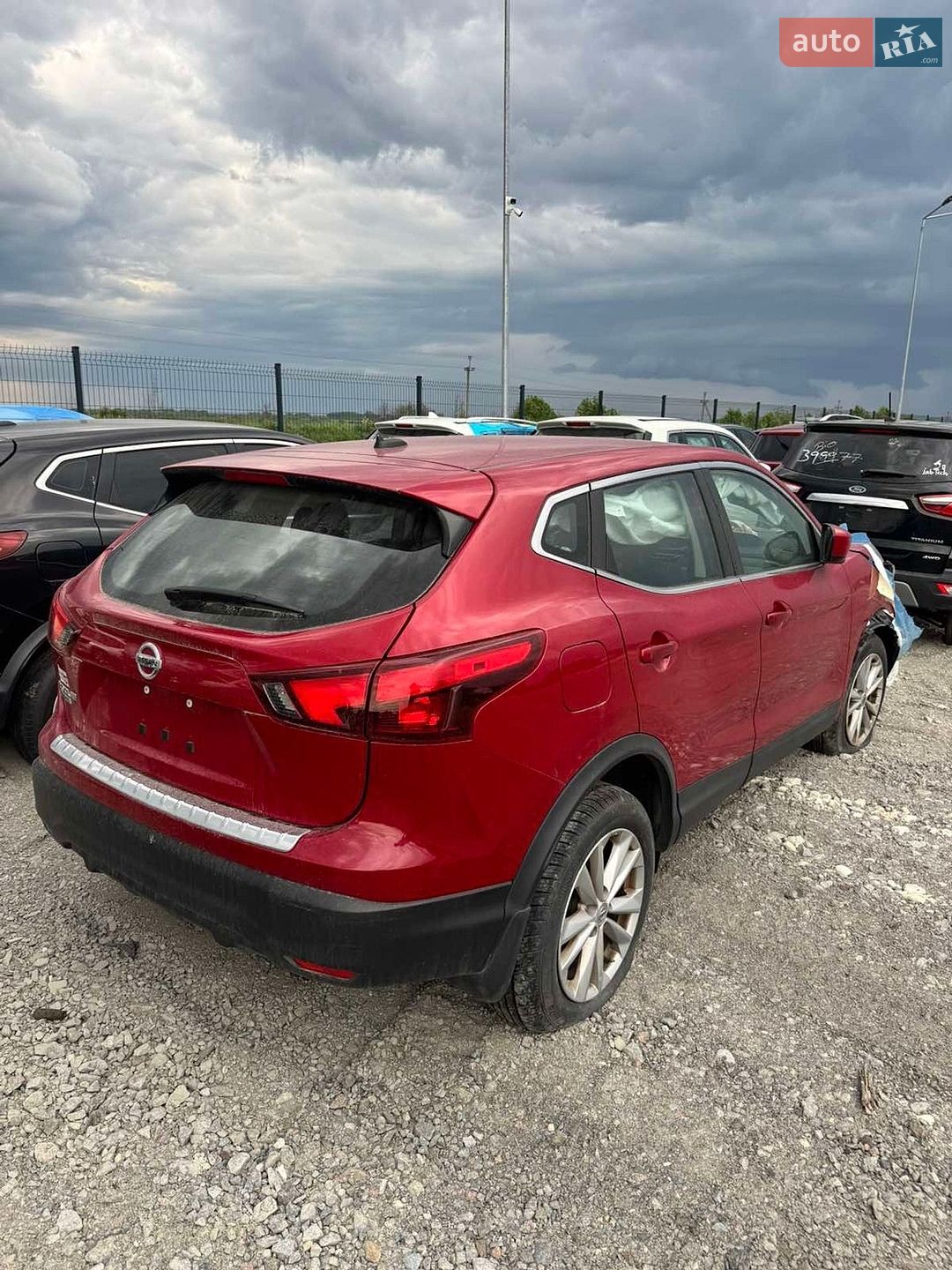 Nissan Rogue Sport 2017 VIN JN1BJ1CP4HW017805 фото оголошення 2 з 24