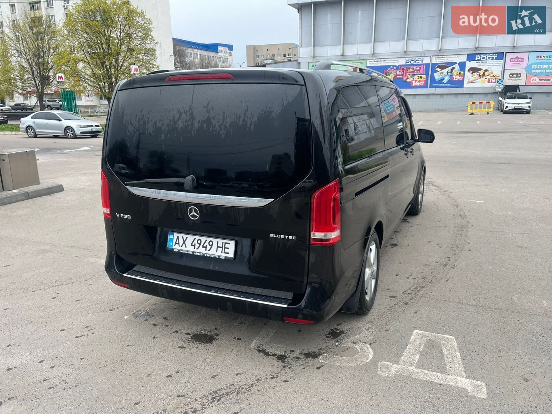 Mercedes-Benz V-Class 2014 VIN WDF44781313020388 фото оголошення 4 з 12