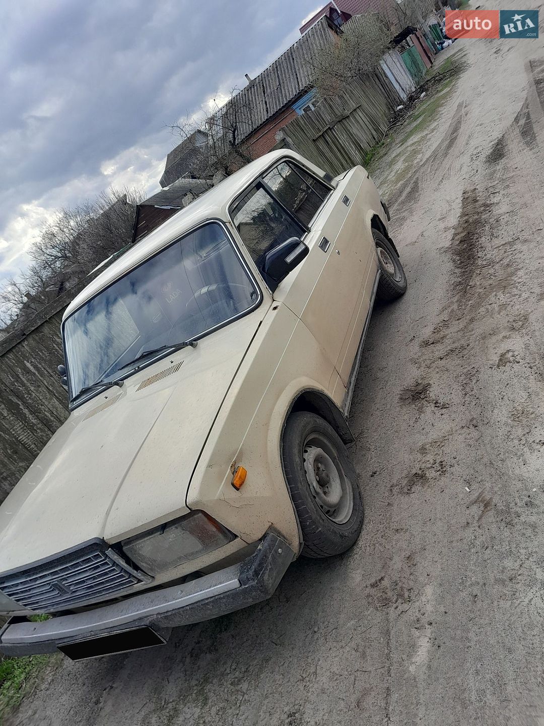 ВАЗ / Lada 2105 1983 VIN XTA210700D0028533 фото оголошення 2 з 5