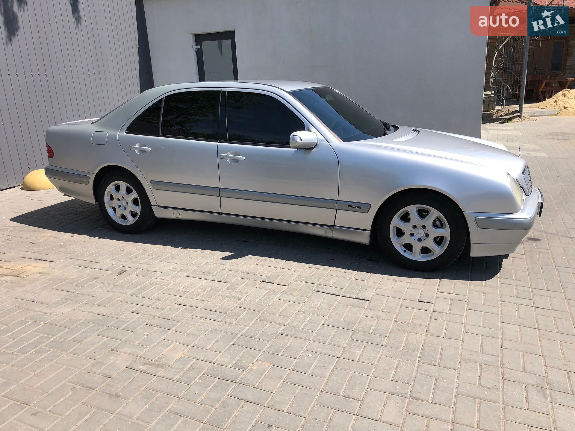 Mercedes-Benz E-Class 2000 VIN WDB2100481B278061 фото оголошення 3 з 17