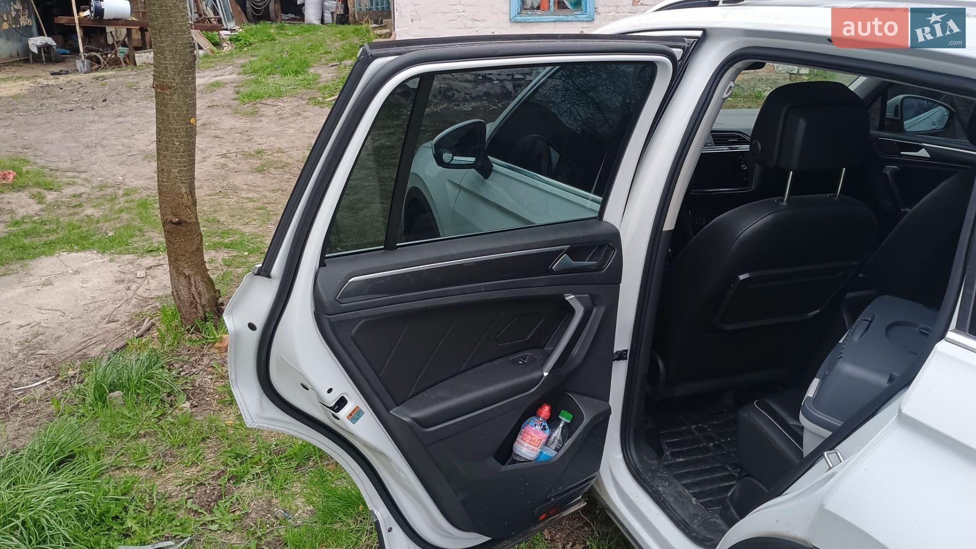 Volkswagen Tiguan 2018 VIN WVGZZZ5NZJW930725 фото оголошення 6 з 12