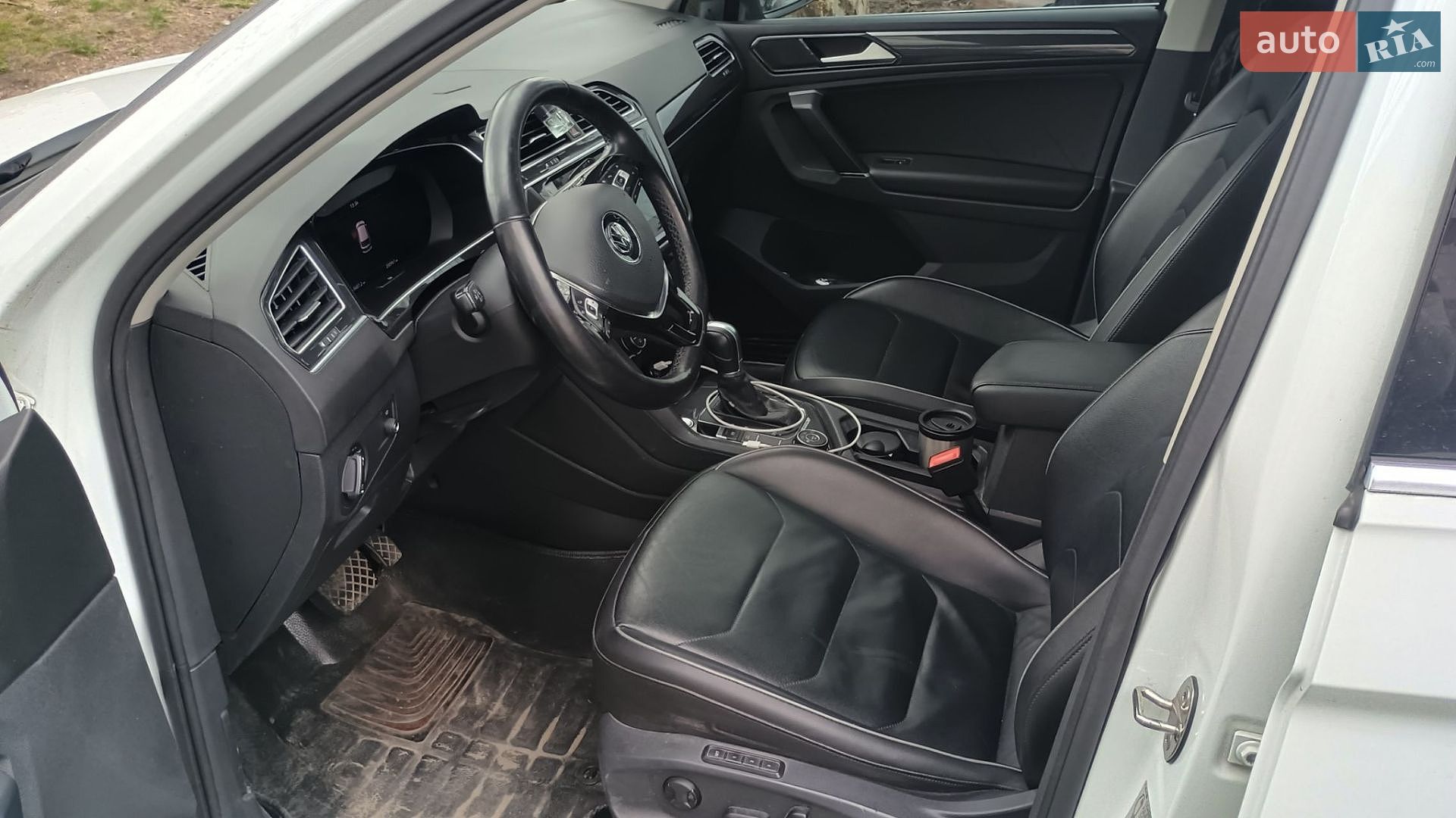 Volkswagen Tiguan 2018 VIN WVGZZZ5NZJW930725 фото оголошення 7 з 12