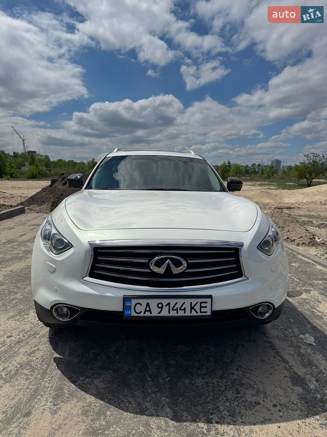 Infiniti QX70 2013 VIN JN1TDNS51U0540027 фото оголошення 4 з 8