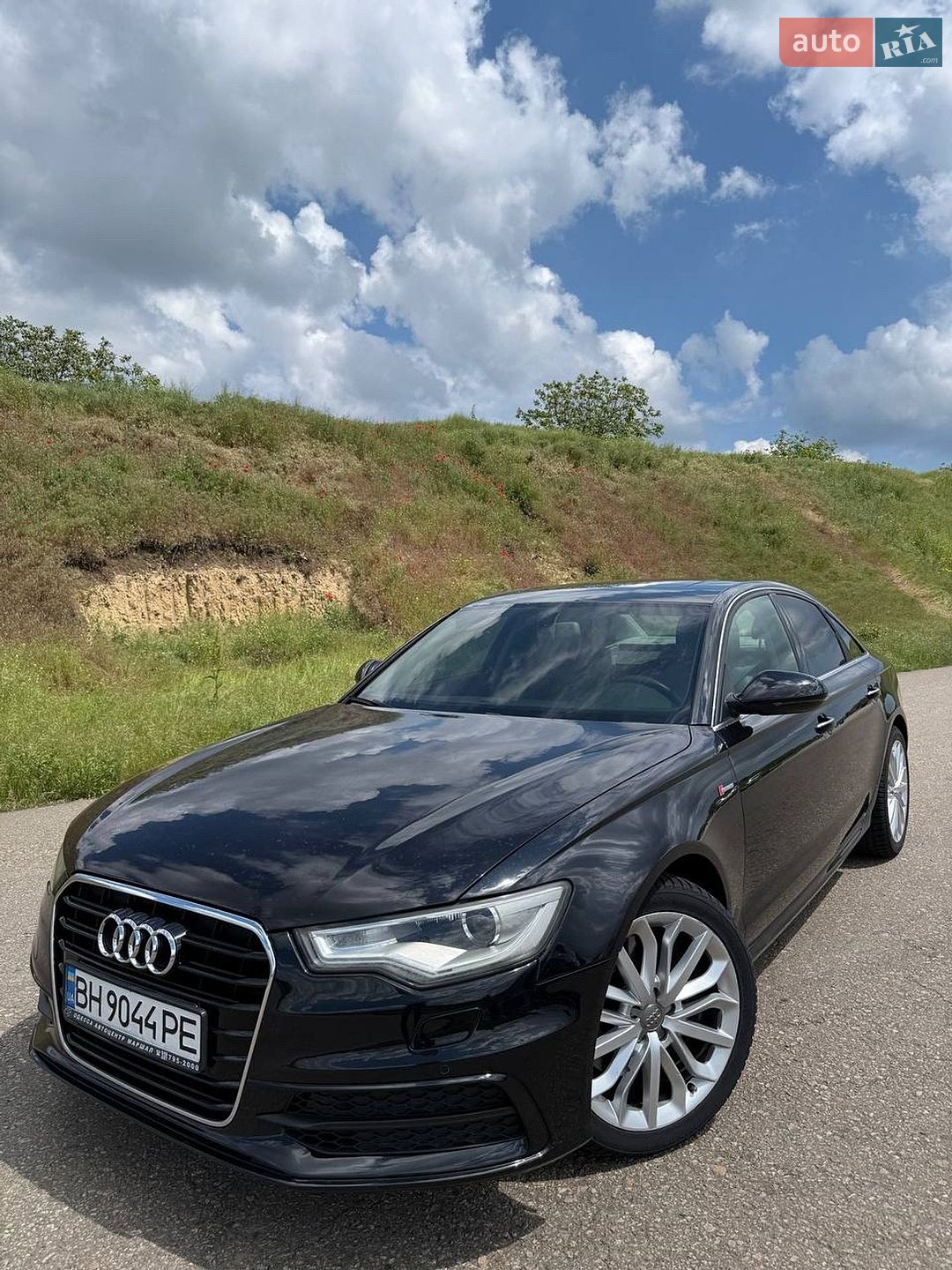 Audi A6 2013 VIN WAUHGAFC6DN057668 фото оголошення 4 з 8