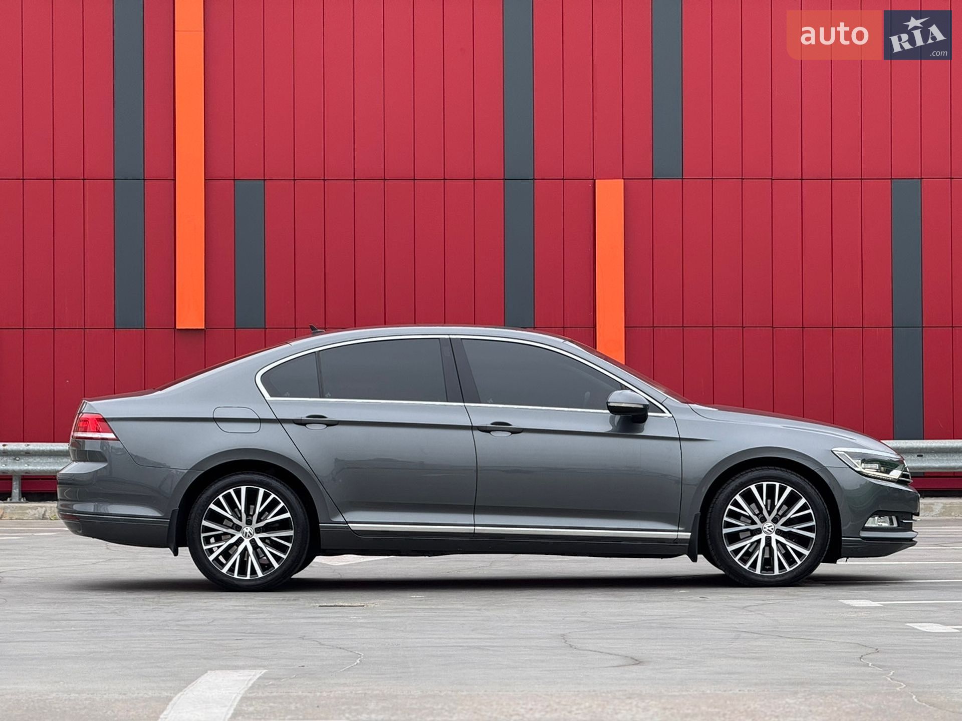 Volkswagen Passat 2016 VIN WVWZZZ3CZHE015866 фото оголошення 5 з 18