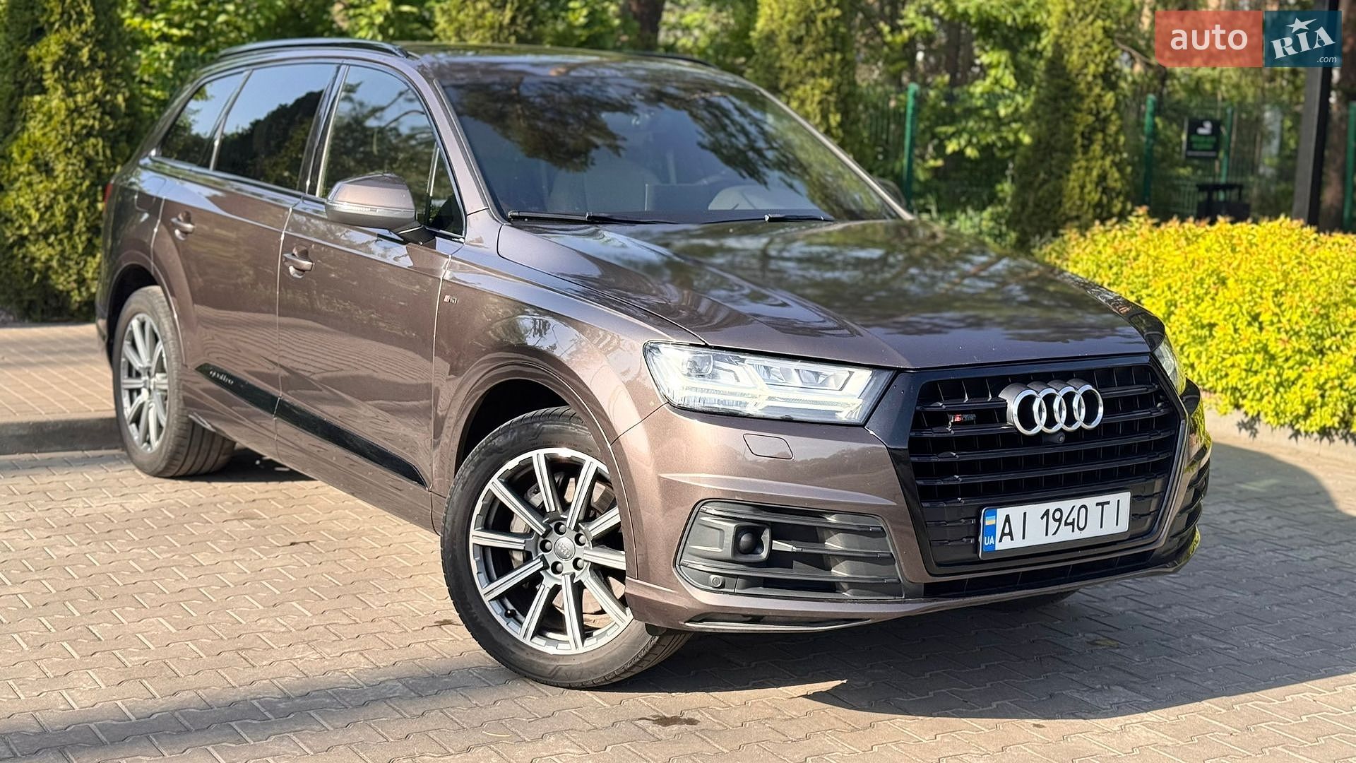 Audi Q7 2017 VIN WA1LHAF79HD046246 фото оголошення 5 з 24