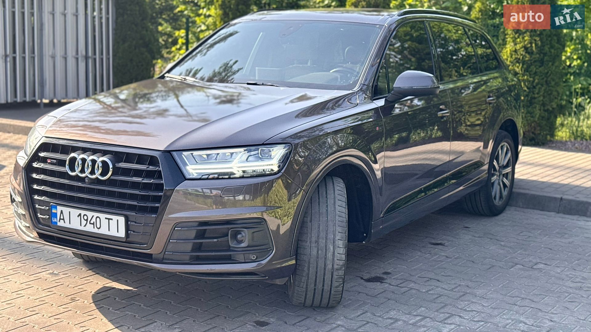 Audi Q7 2017 VIN WA1LHAF79HD046246 фото оголошення 8 з 24