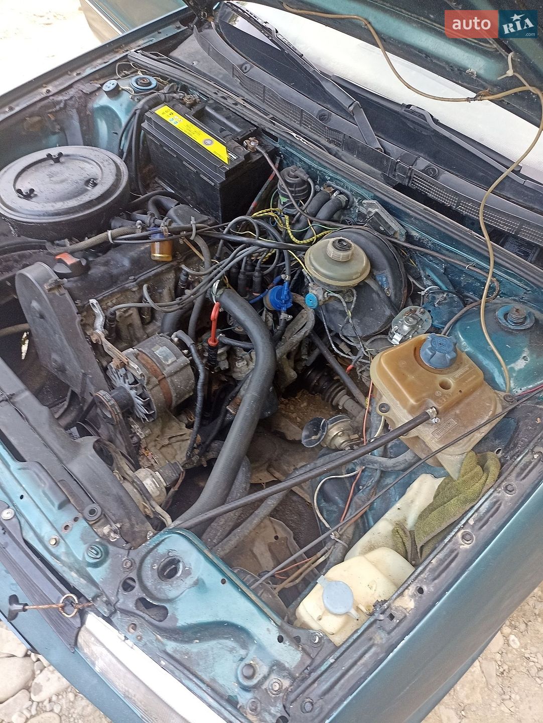 Audi 80 1988 VIN WAUZZZ89ZJA386780 фото оголошення 10 з 40
