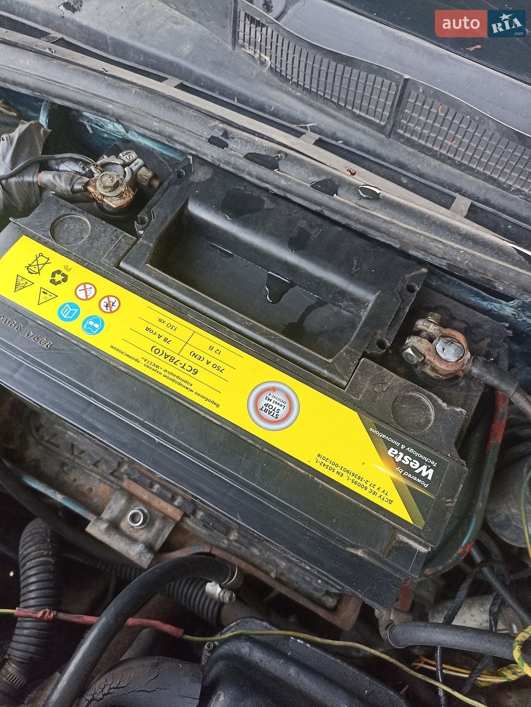 Audi 80 1988 VIN WAUZZZ89ZJA386780 фото оголошення 13 з 40