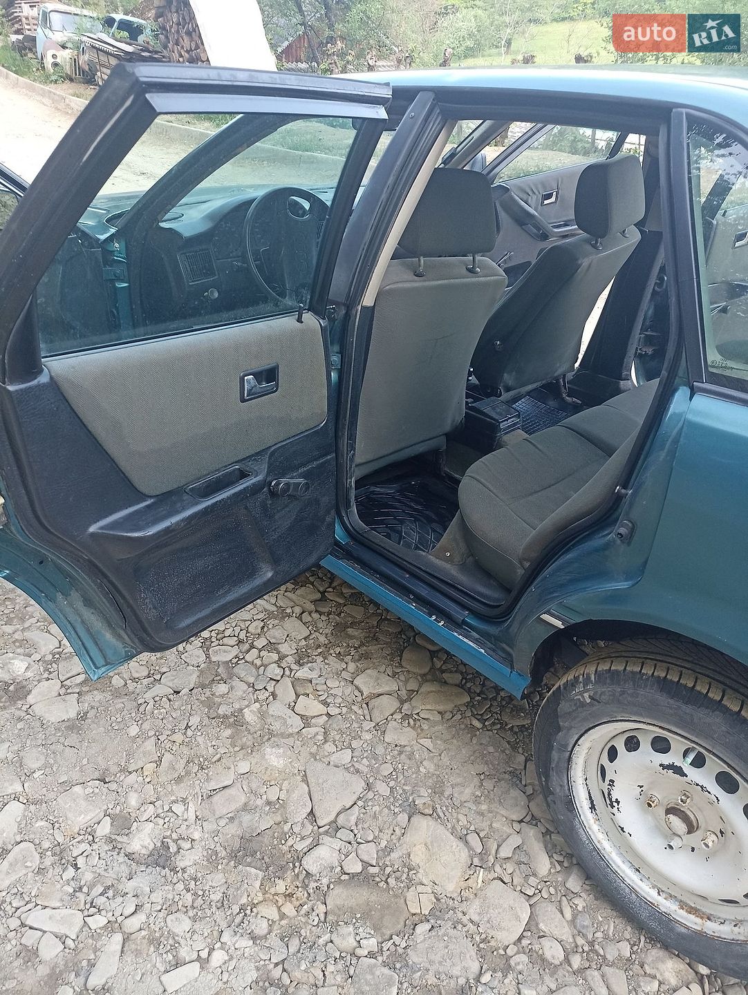 Audi 80 1988 VIN WAUZZZ89ZJA386780 фото оголошення 19 з 40