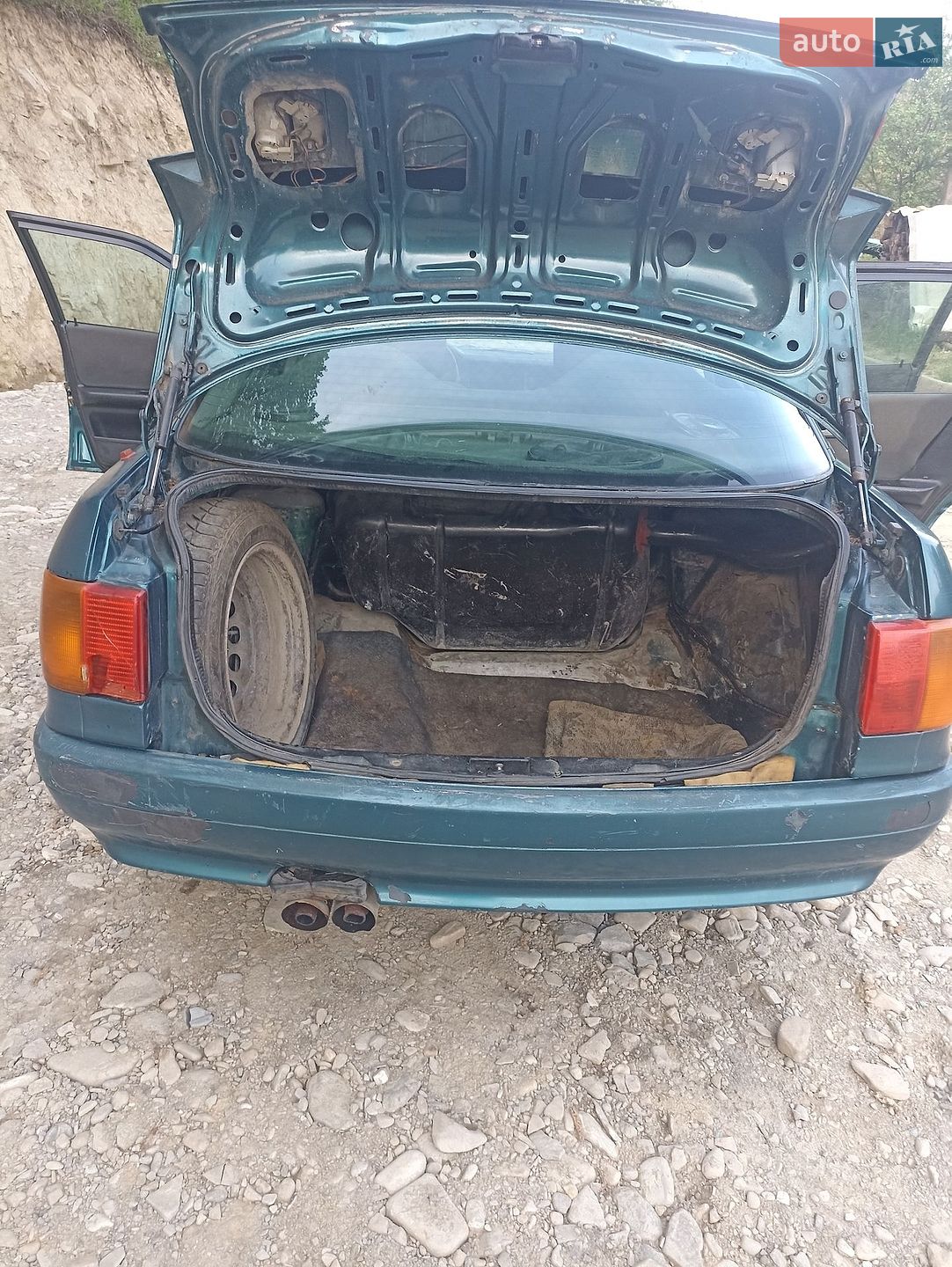 Audi 80 1988 VIN WAUZZZ89ZJA386780 фото оголошення 22 з 40