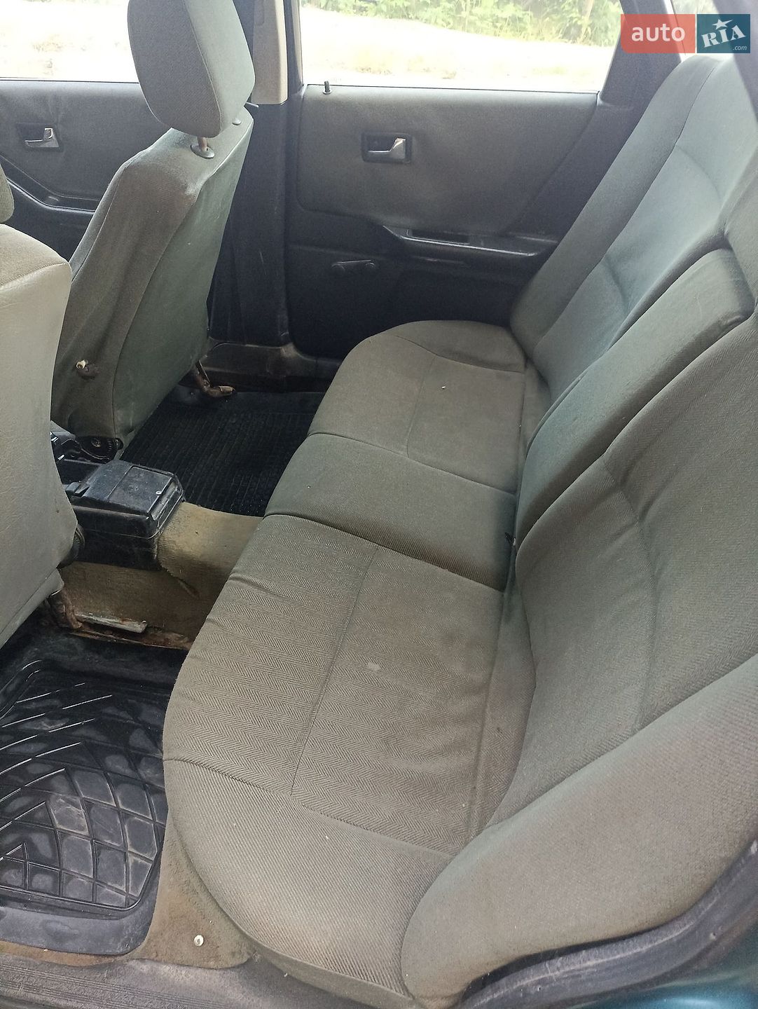 Audi 80 1988 VIN WAUZZZ89ZJA386780 фото оголошення 32 з 40