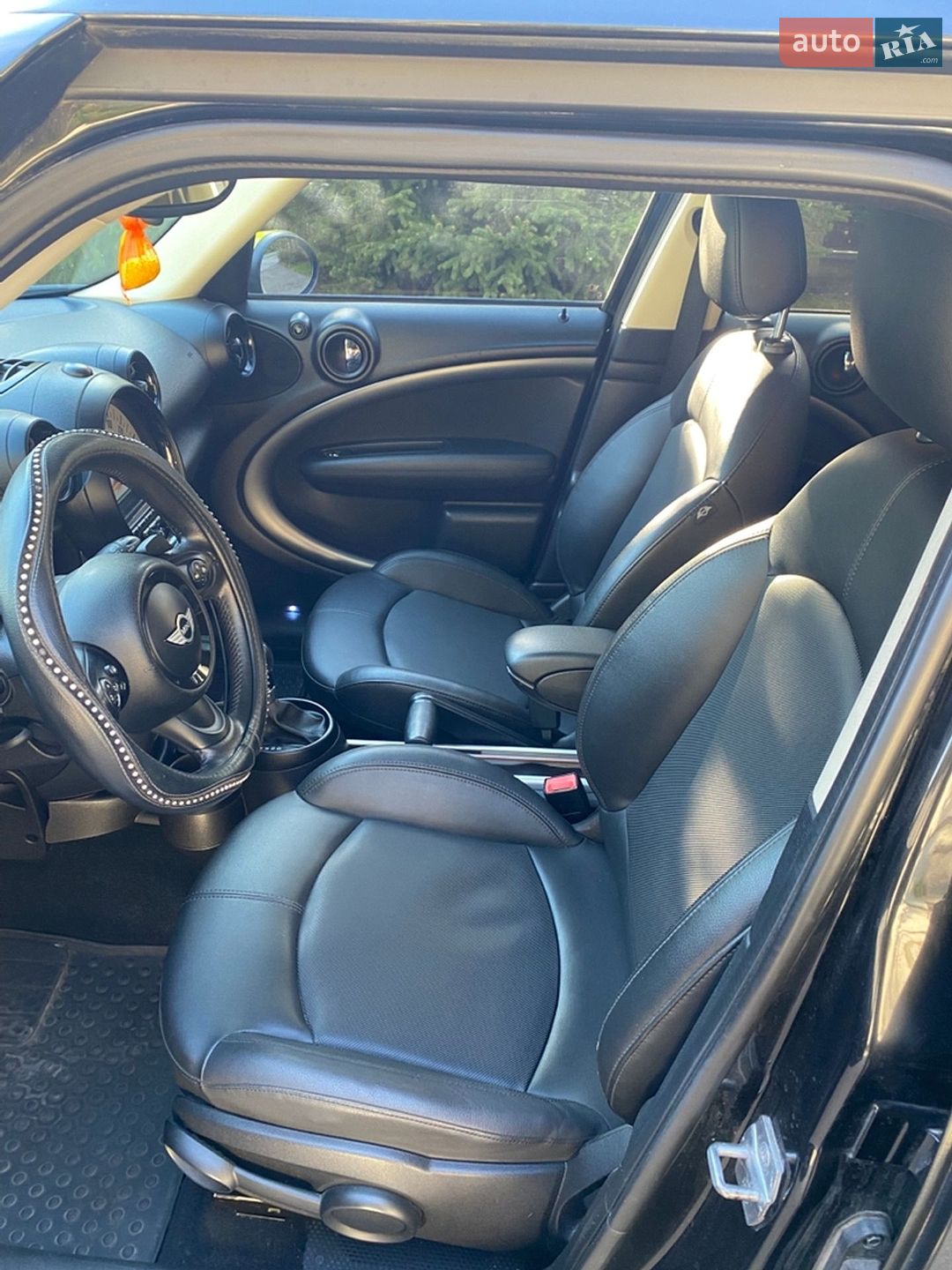 MINI Countryman 2014 VIN WMWZC5C55EWP38946 фото оголошення 10 з 13
