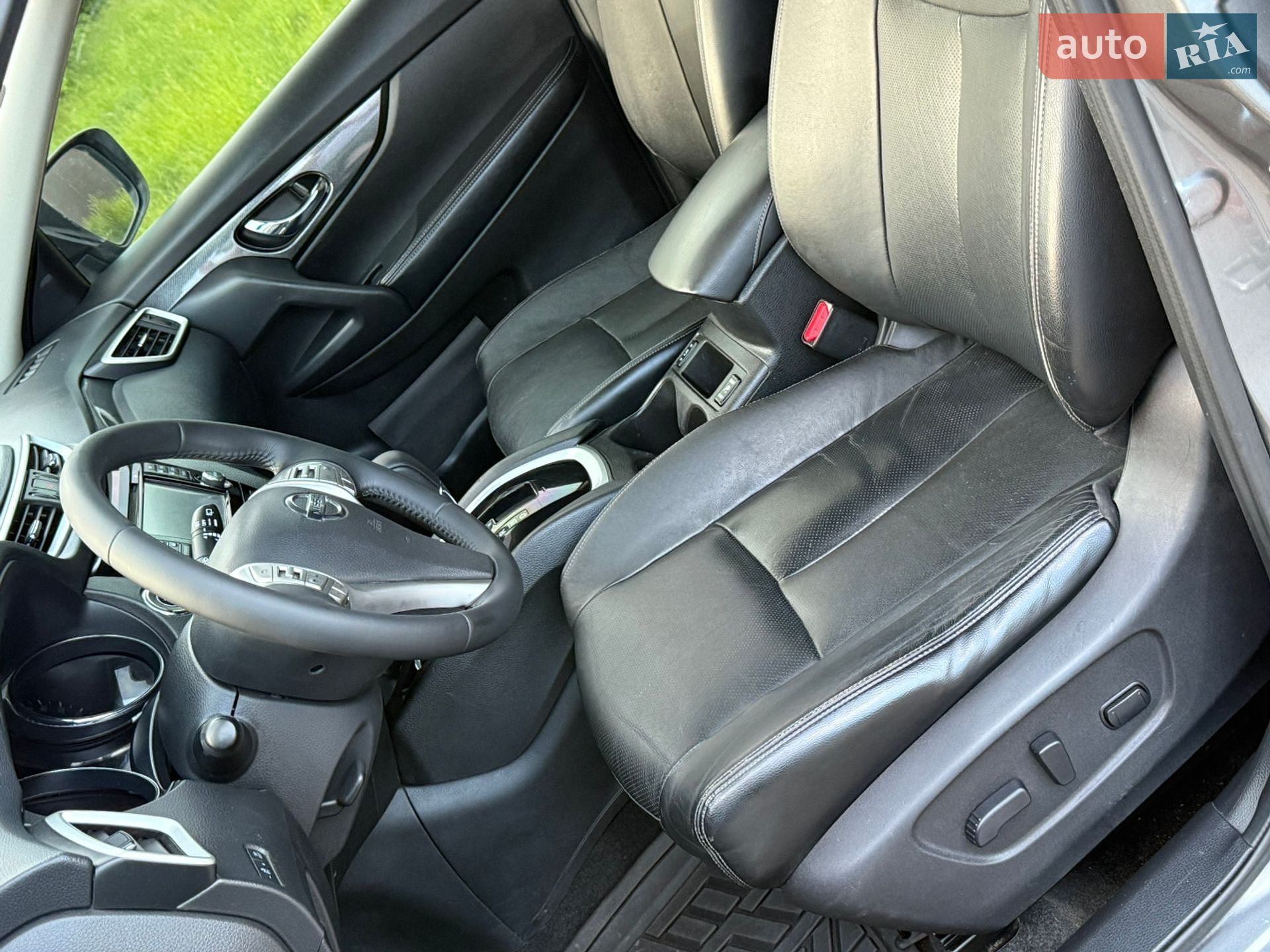 Nissan X-Trail 2015 VIN JN1JCAT32U0007081 фото оголошення 10 з 22