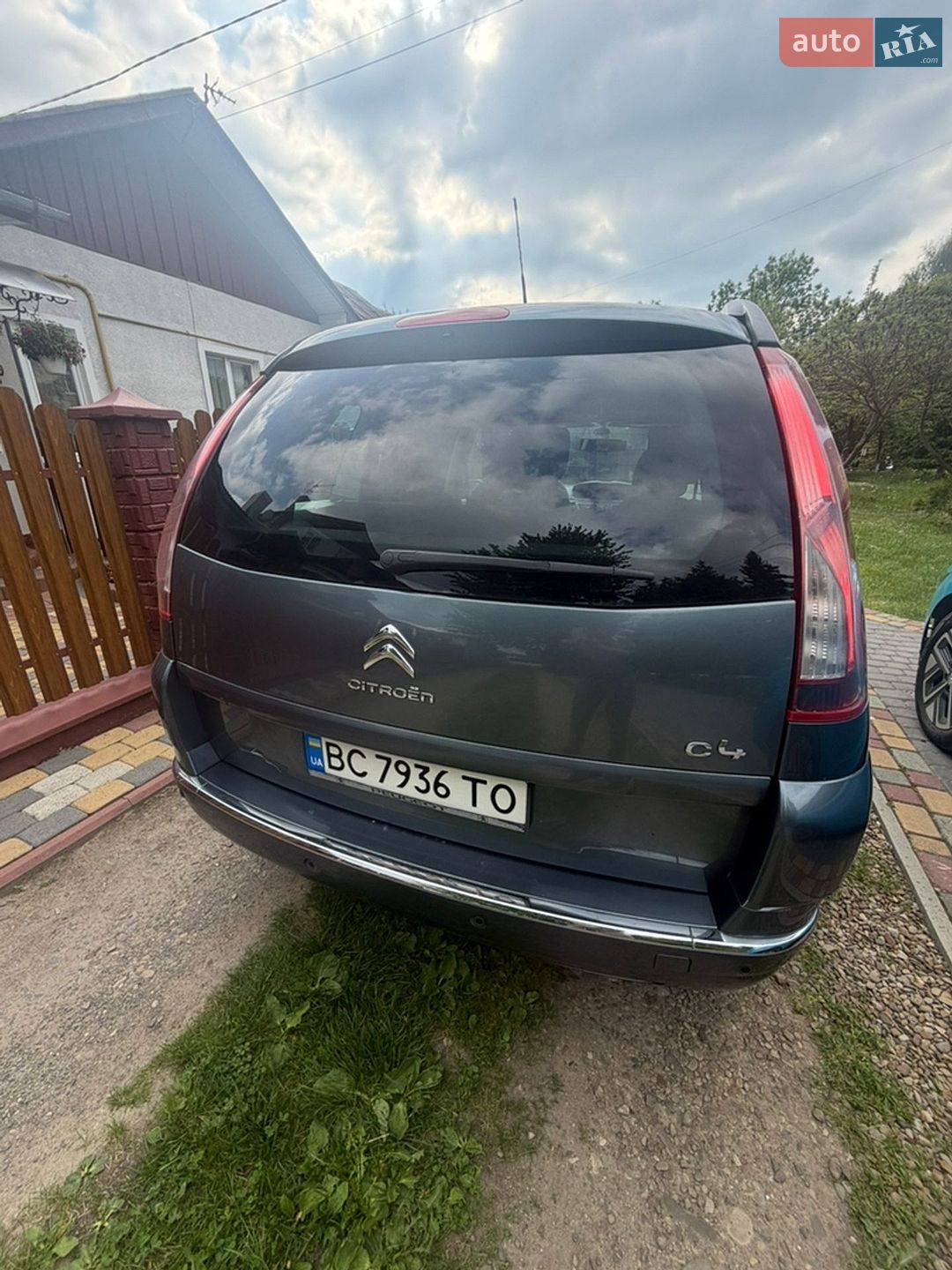 Citroen Grand C4 Picasso 2012 VIN VF7UA9HR8CJ611470 фото оголошення 2 з 24