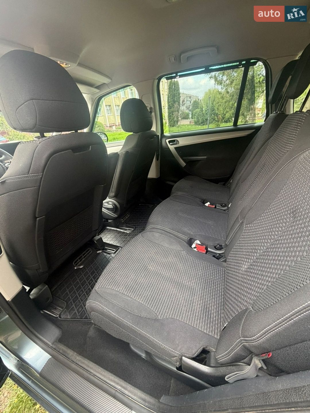 Citroen Grand C4 Picasso 2012 VIN VF7UA9HR8CJ611470 фото оголошення 10 з 24