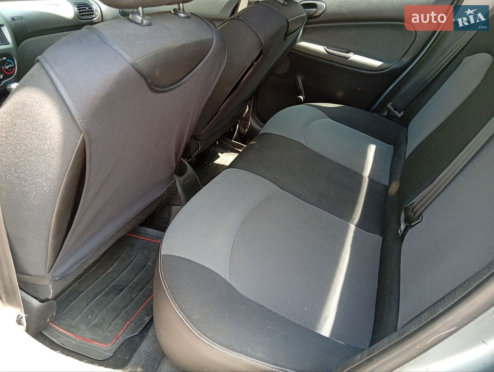 Peugeot 206 2006 VIN VF32AKFWR47619381 фото оголошення 10 з 15