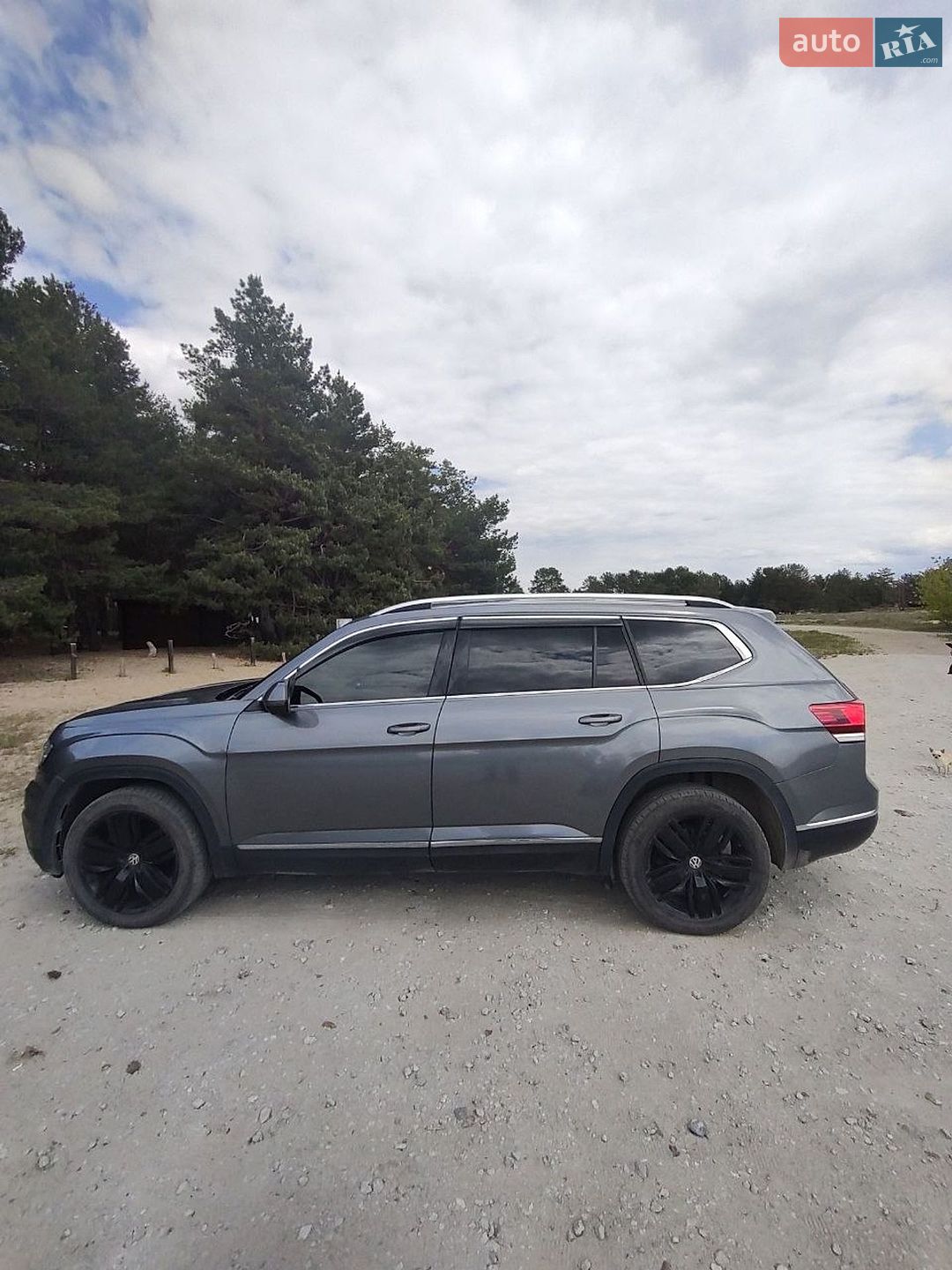 Volkswagen Atlas 2018 VIN 1V2NR2CA0KC506827 фото оголошення 8 з 13